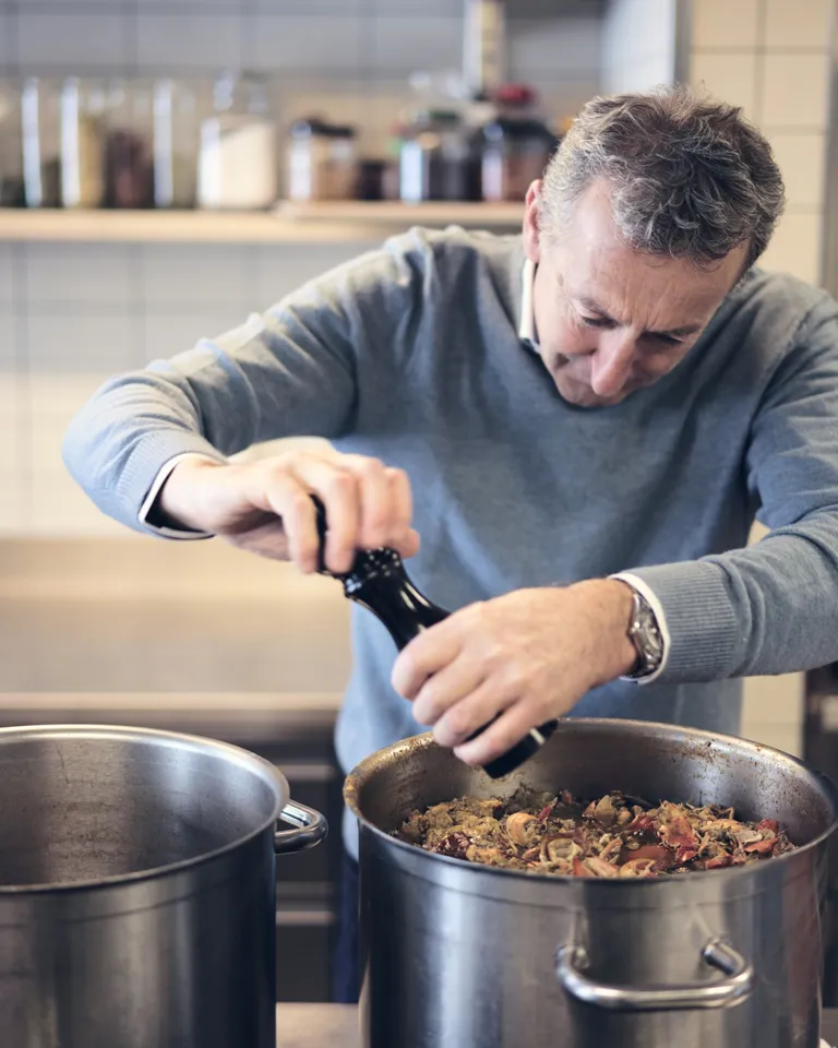 006 Chetzeron Cooking