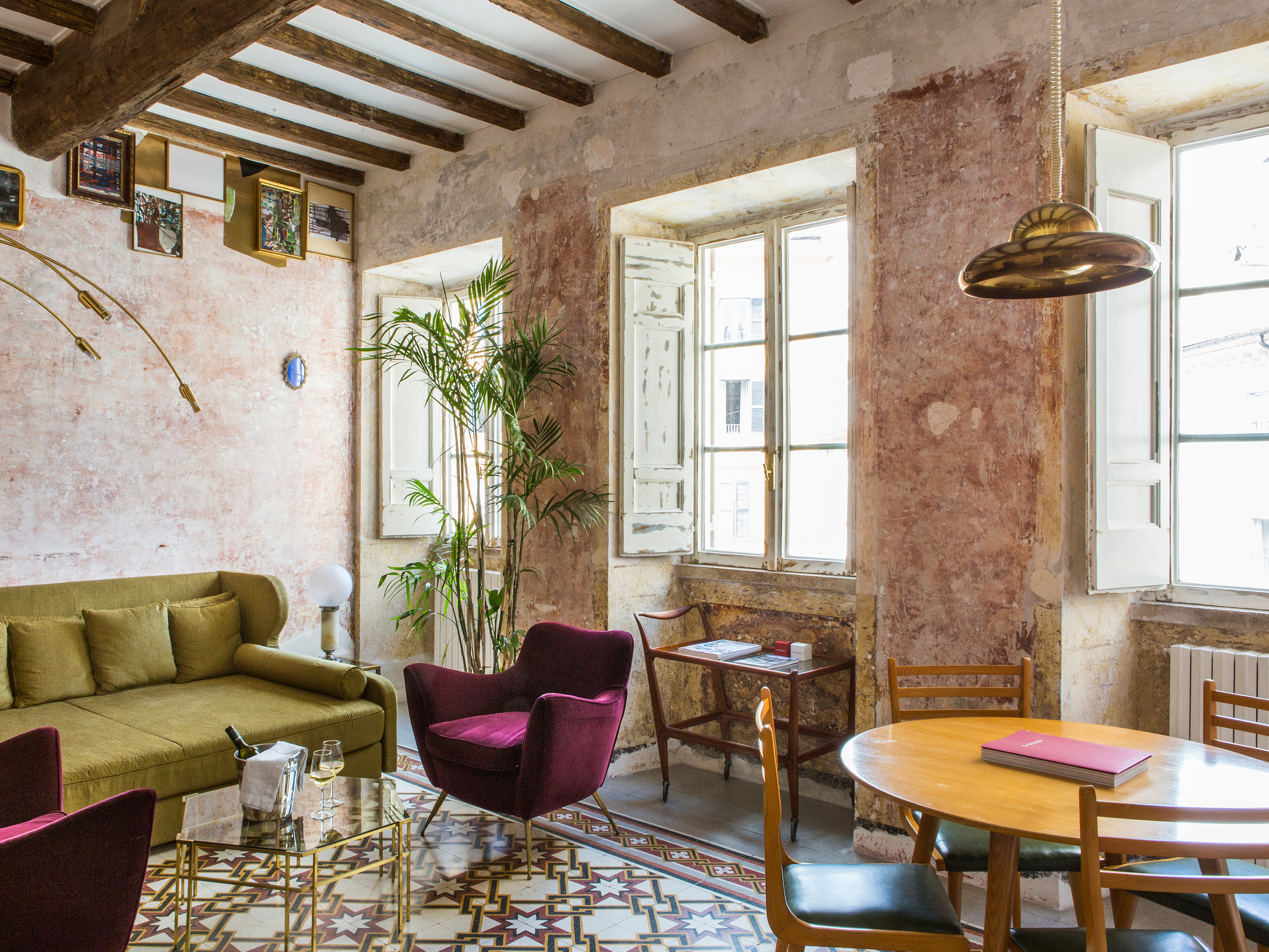 G Rough Suite Apartment R R2