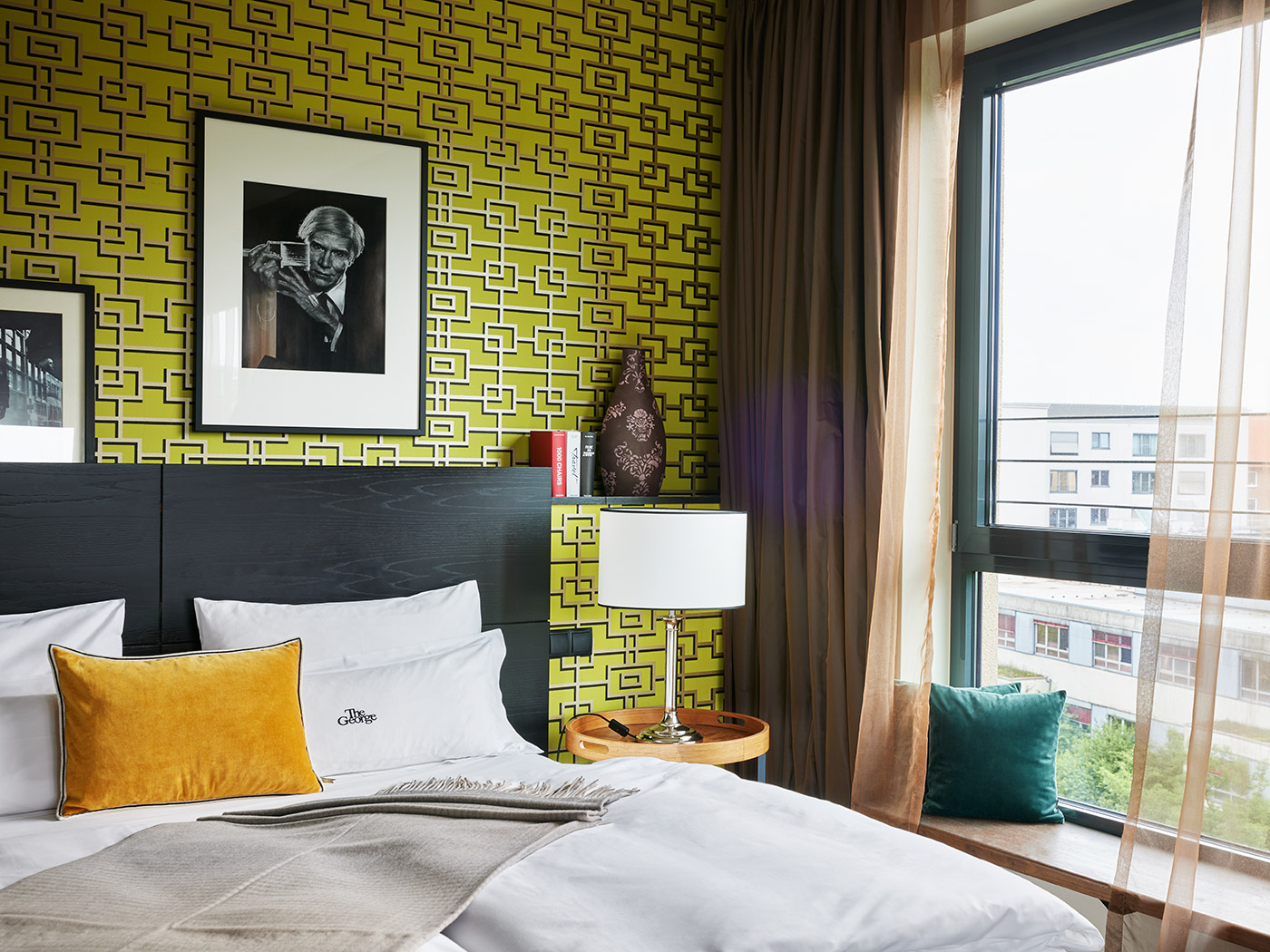 The George Junior Suite R V2 03