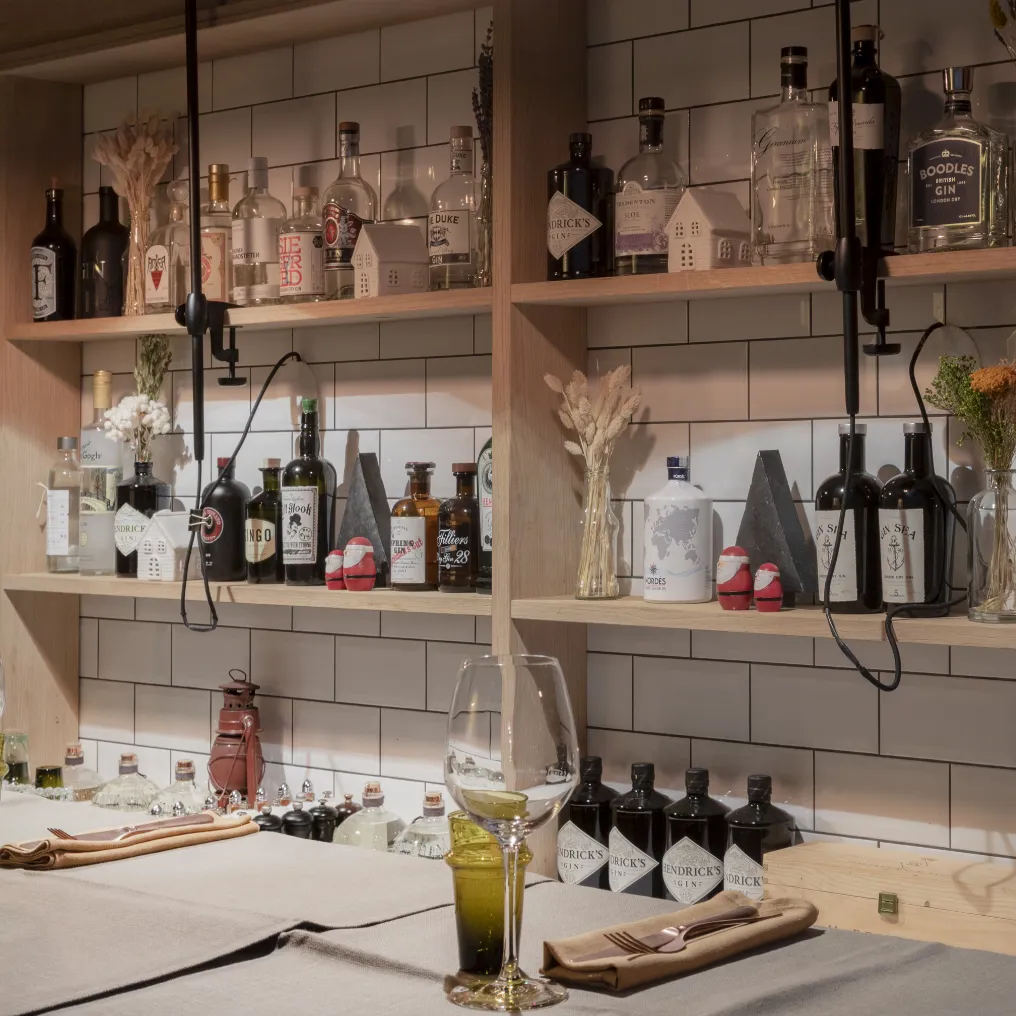 Cervo Mountain Resort Theme Box 01 Food And Drink 02