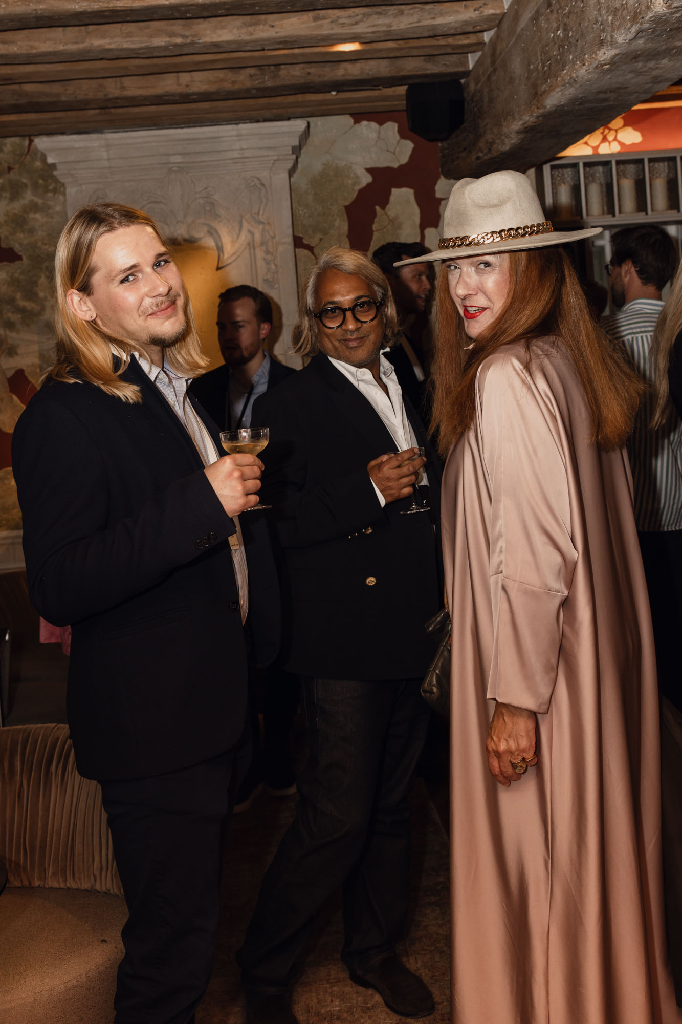 DH25 Aew Paris Gallery 06