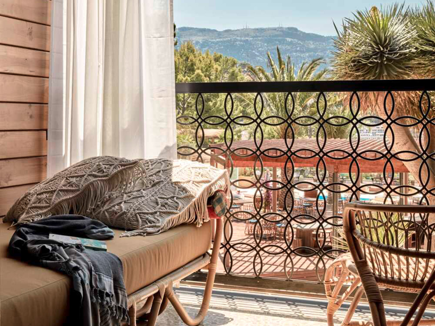 Bikini Island Bayside Room R V2 01