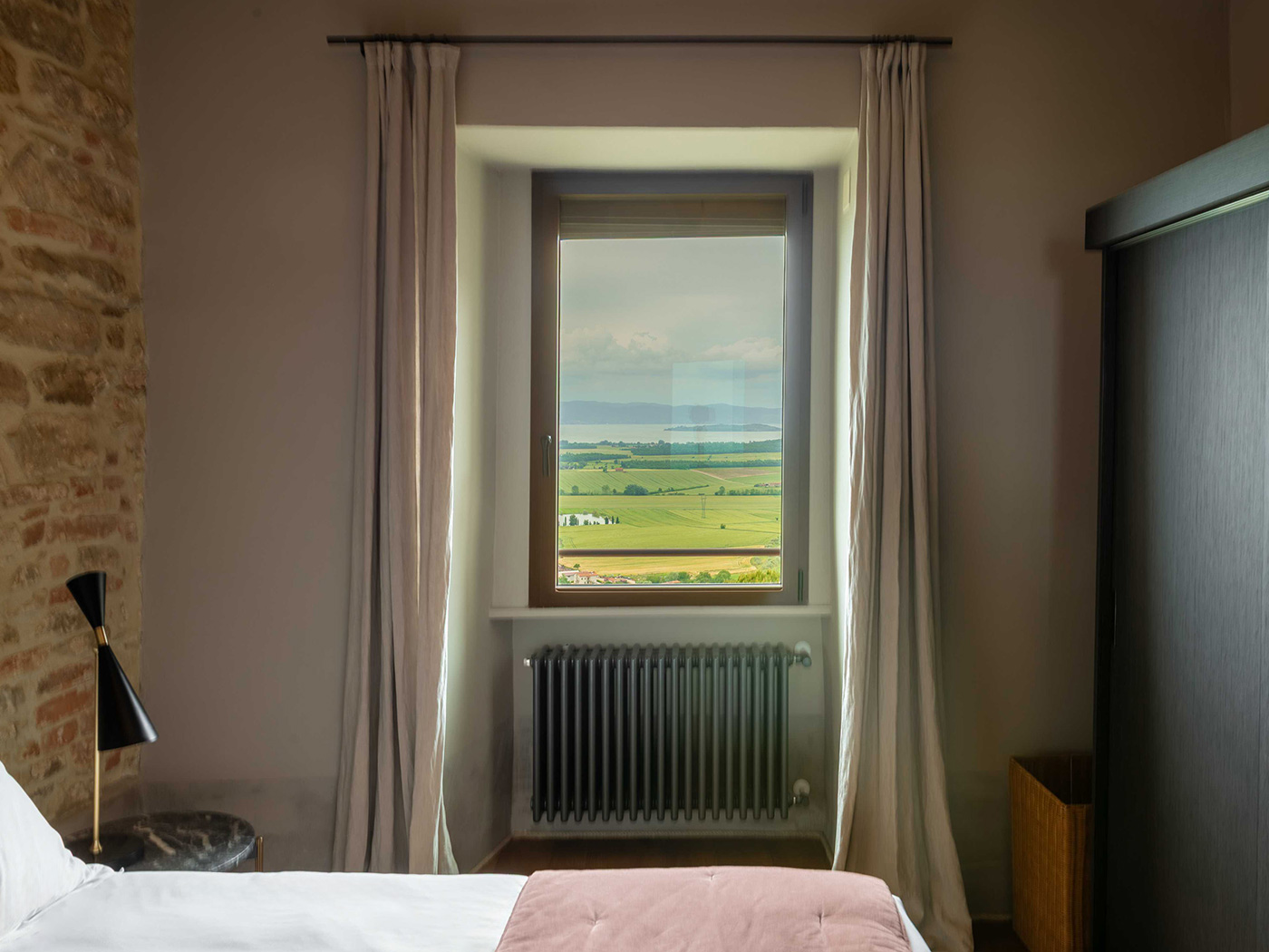 Rastrello Two Room Apartment R V2 06