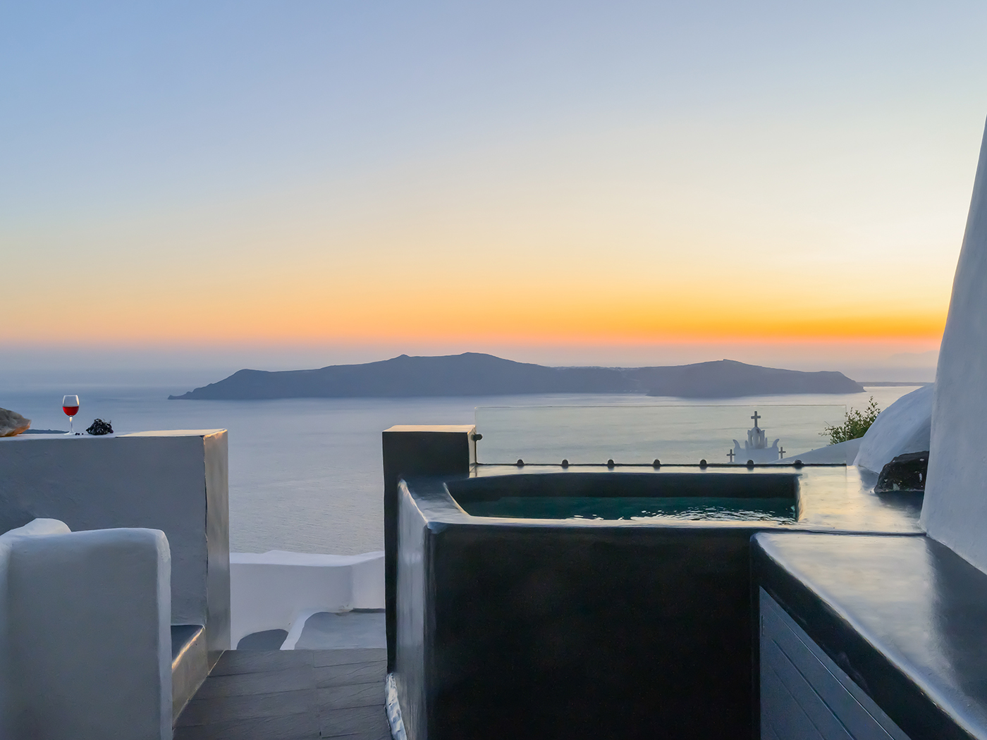 Istoria Luma Suite R 04