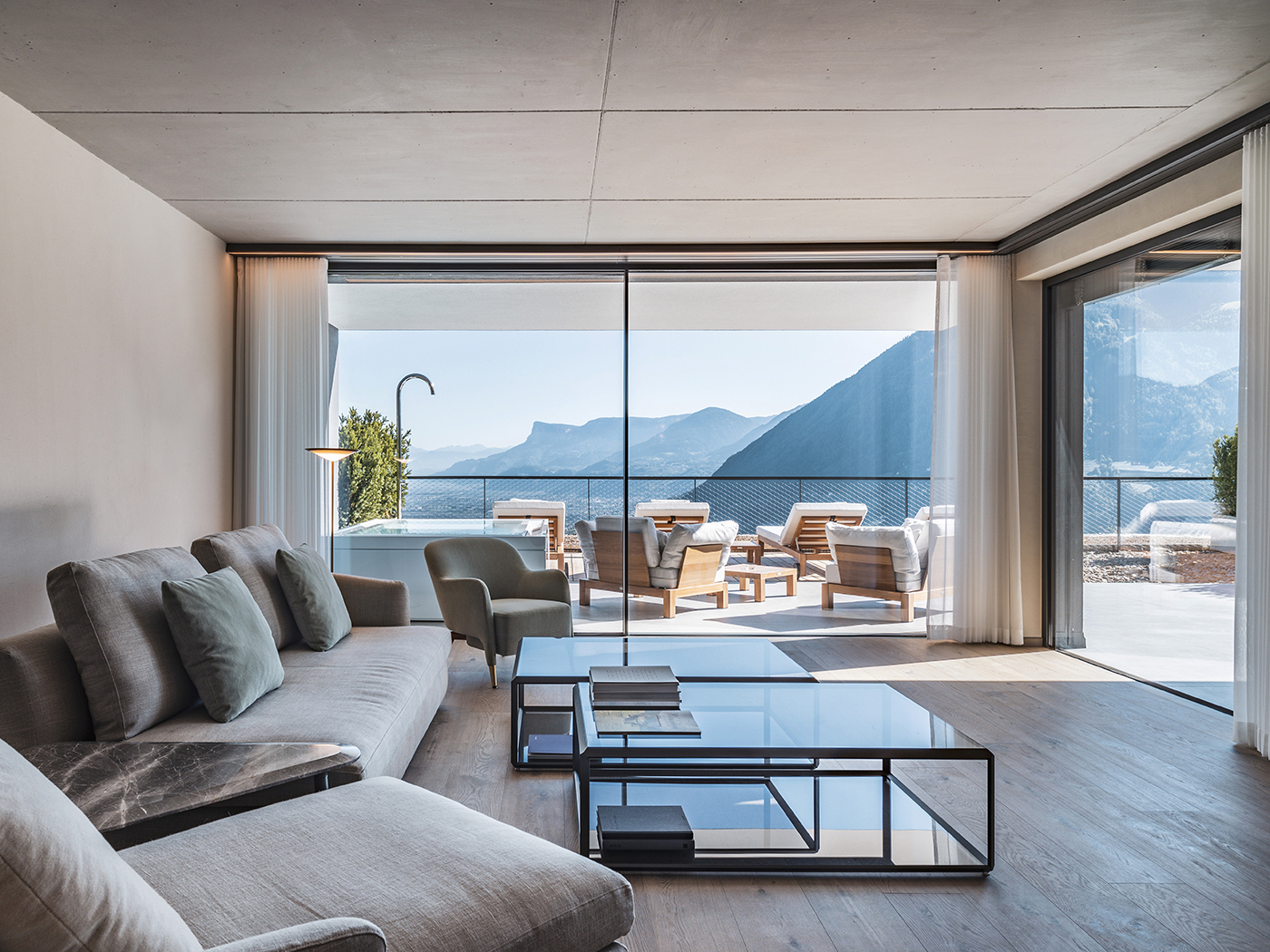 Arua Private Spa Villas Terrace Villa Castanea R 01