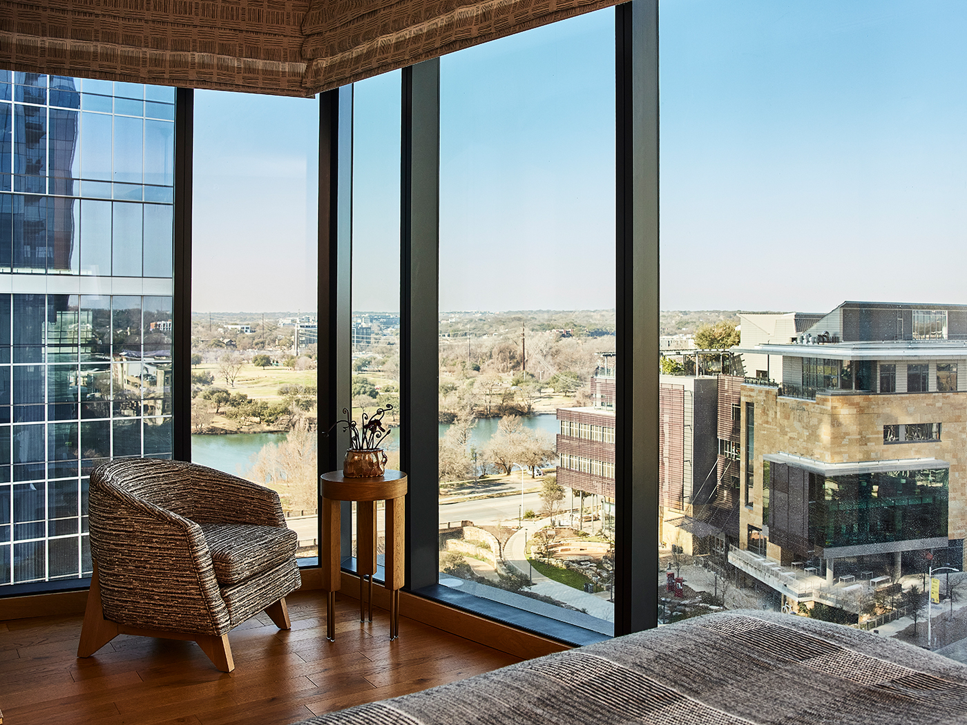 Austin Proper Hotel Deluxe Suite V2 R 01