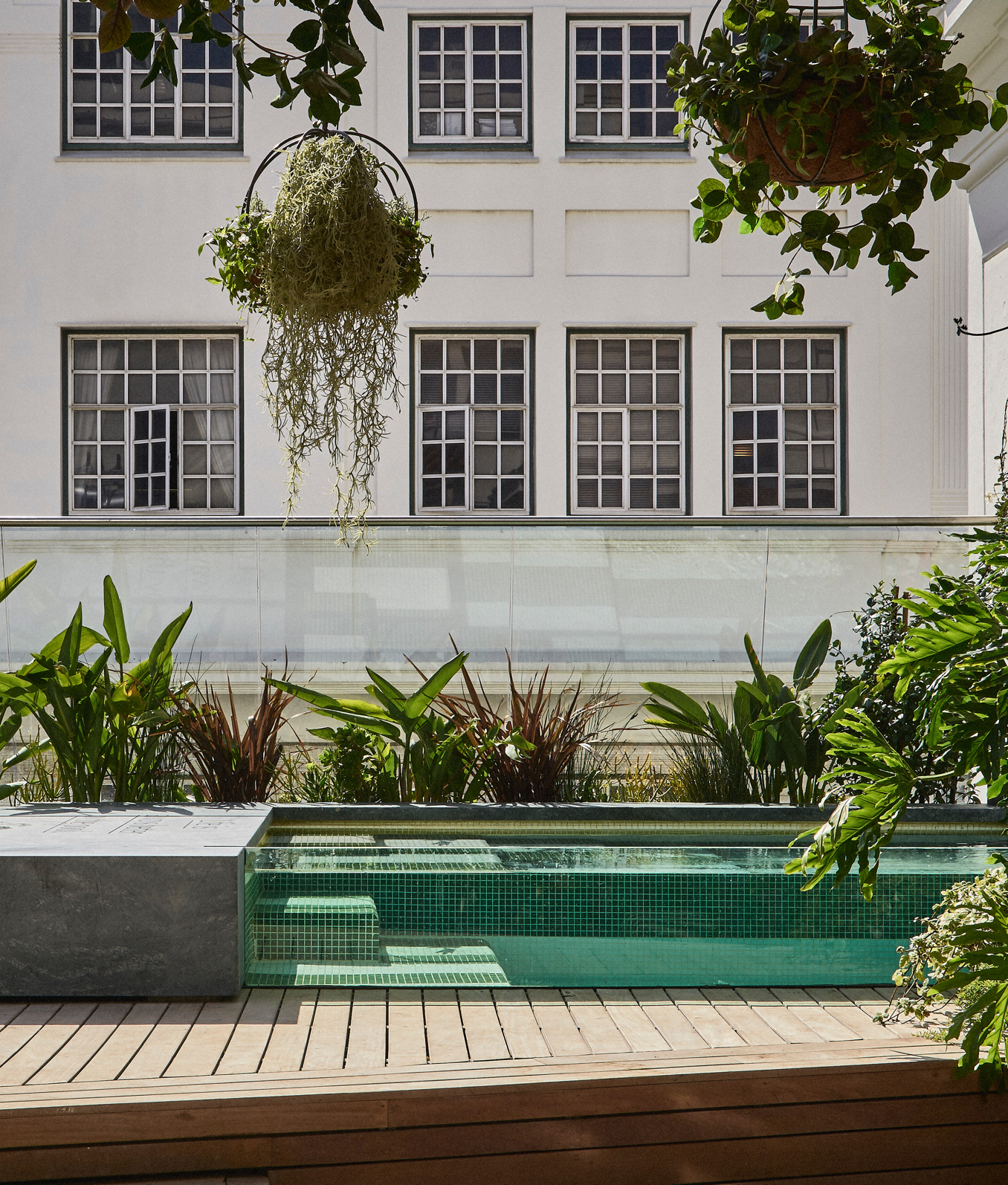 Gorgeous George Theme Box 02 Food And Drink 2