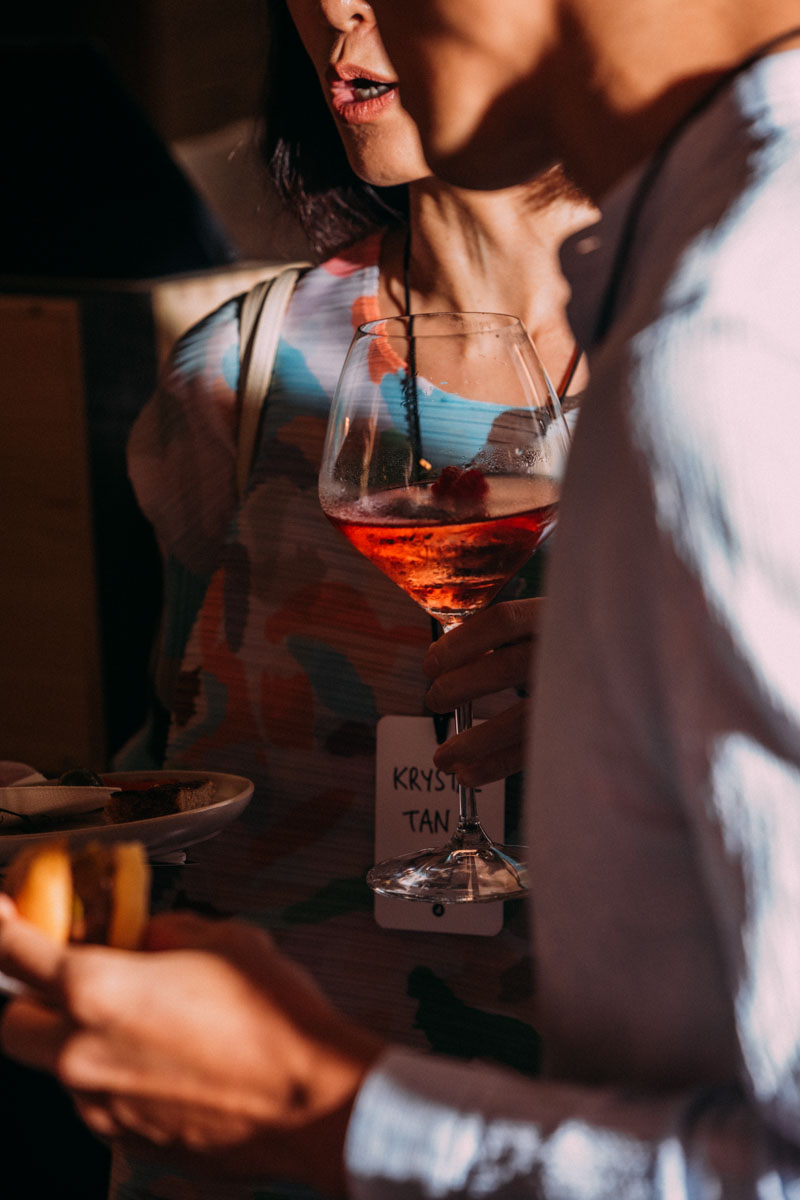 DH SALES24 S Singapore TP 12