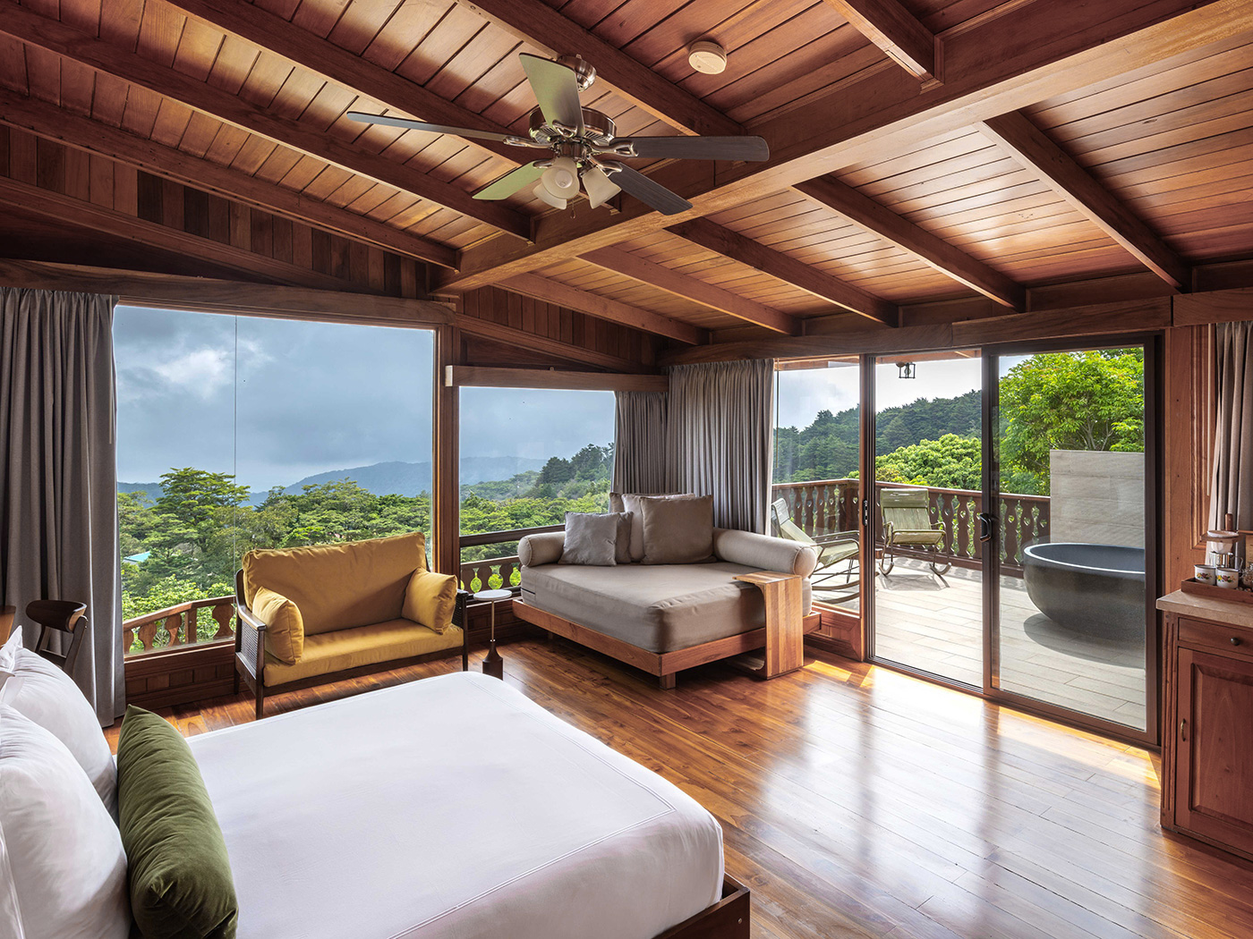 Hotel Belmar Sunset Room R 01