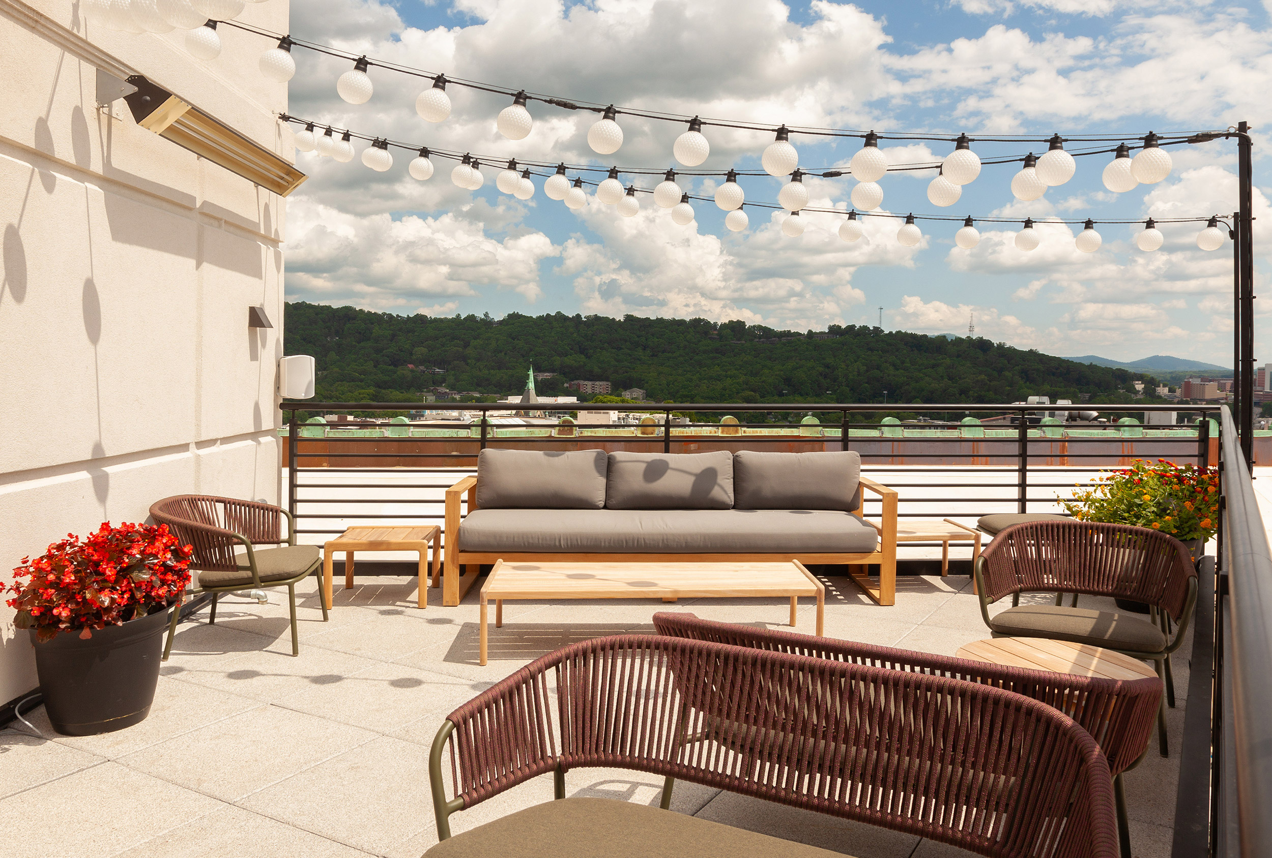 G 24 The Flat Rion Hotel