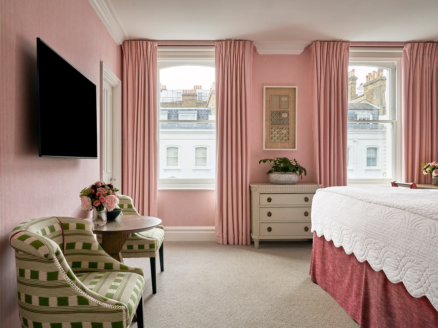 Number Sixteen Deluxe Room R V3 02