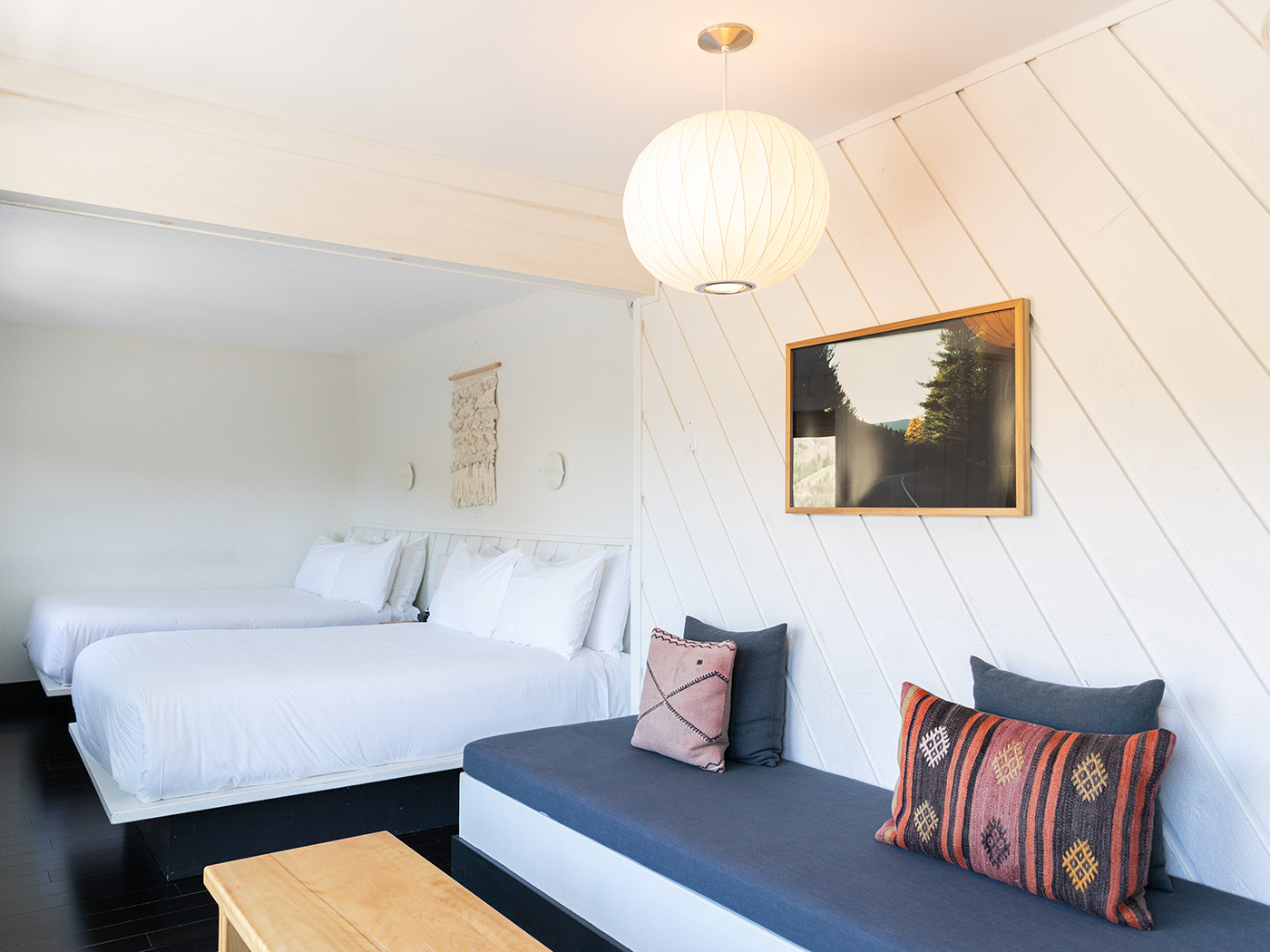 Scribners Catskill Lodge Mountain Double R 02