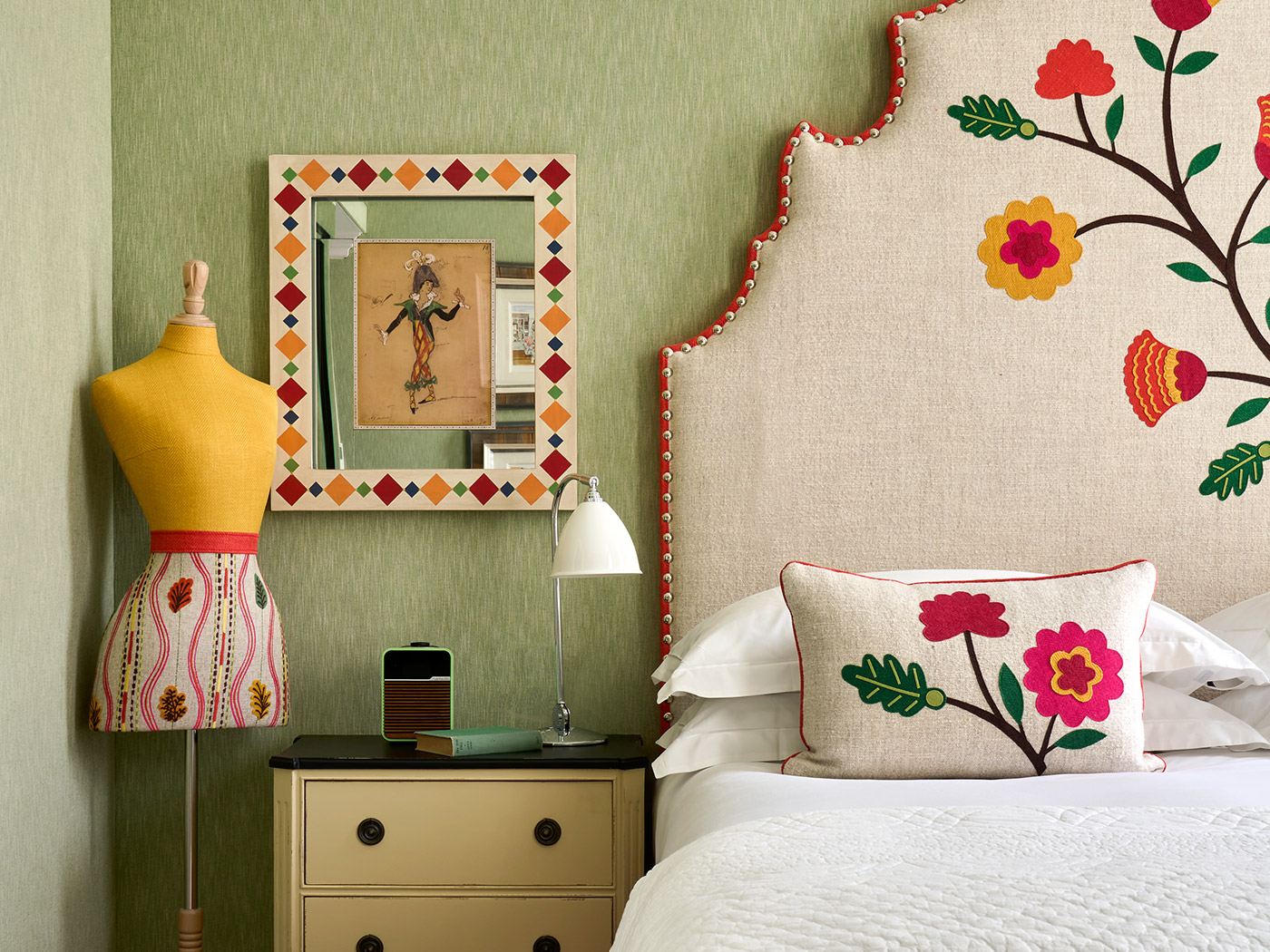 Dorset Square Hotel Summer Room R 03