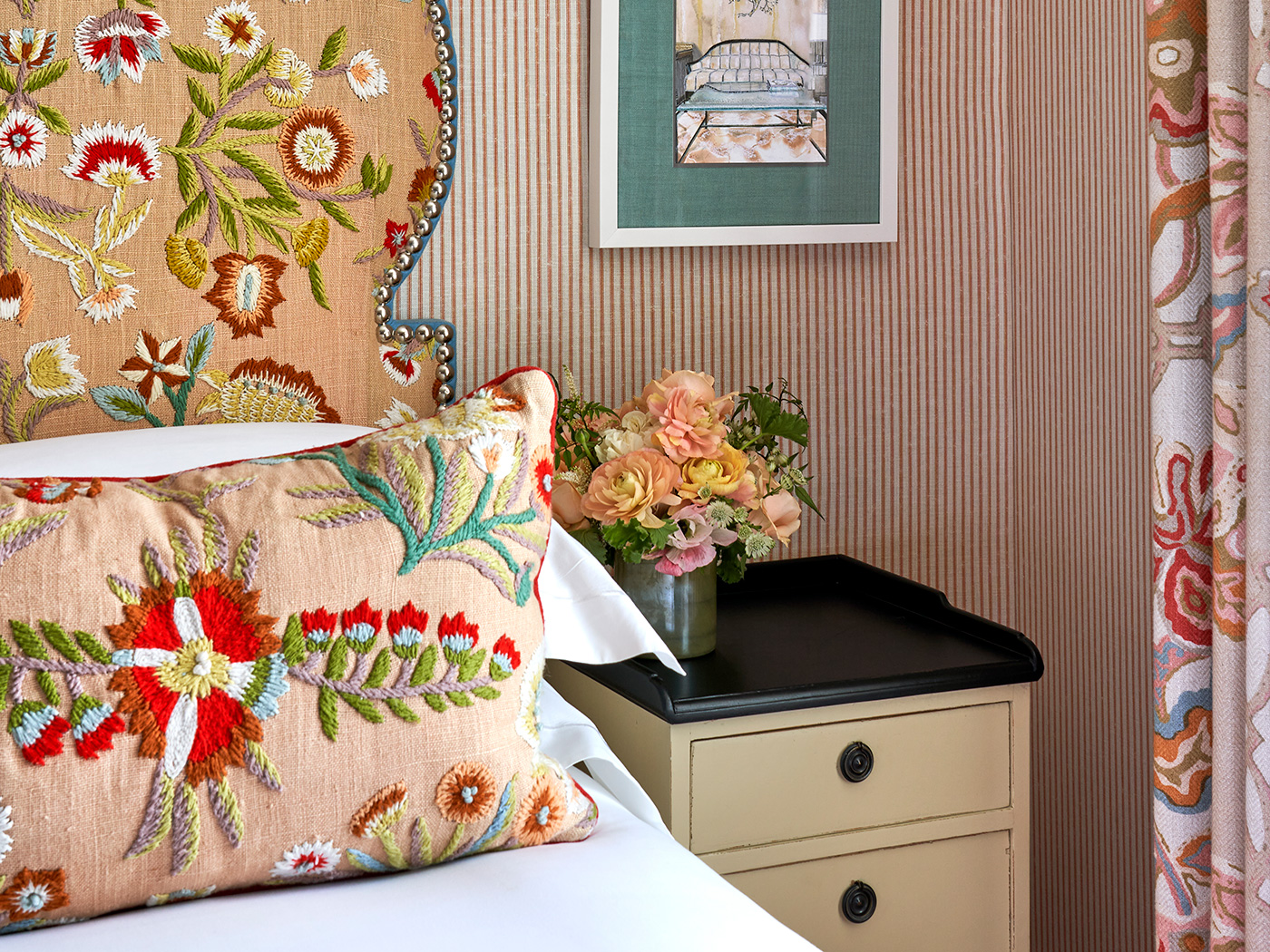 Knightsbridge Luxury Room R 06