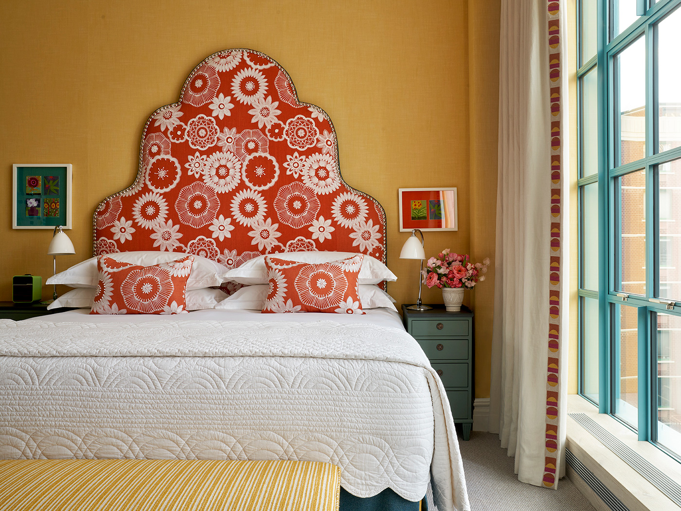 Warren Street Deluxe Room R 01