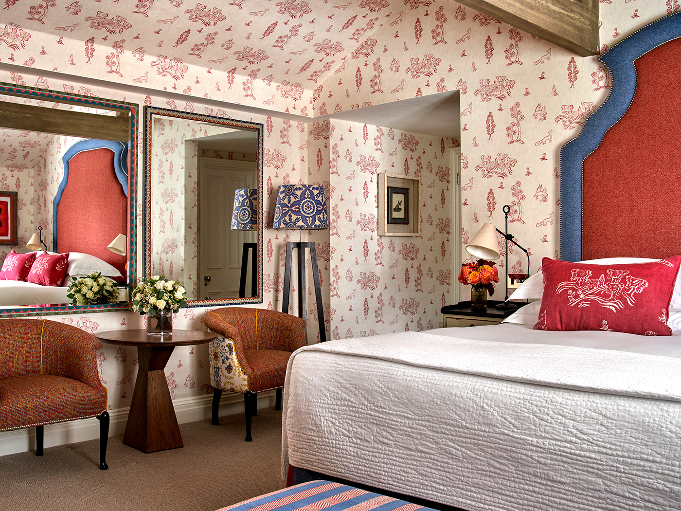 Number Sixteen Deluxe Room R V2 09