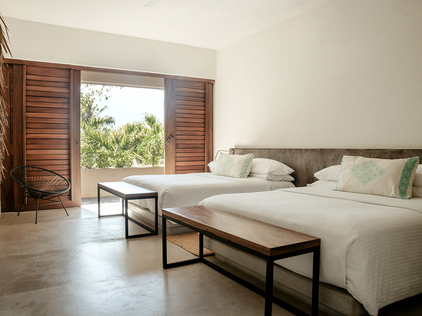 Lo Sereno Room B V2 R 01