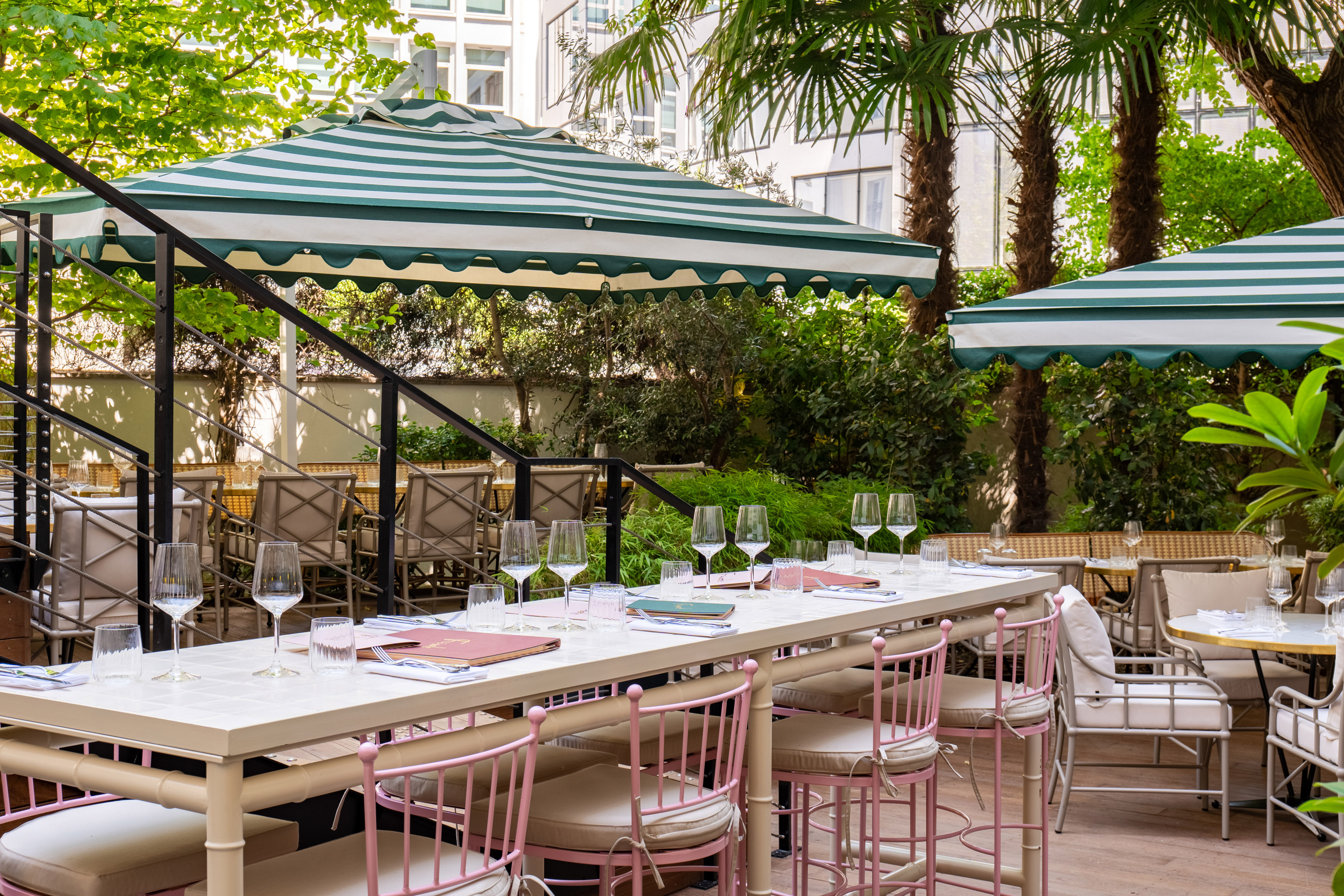 G 10 La Maison Champ Elysees