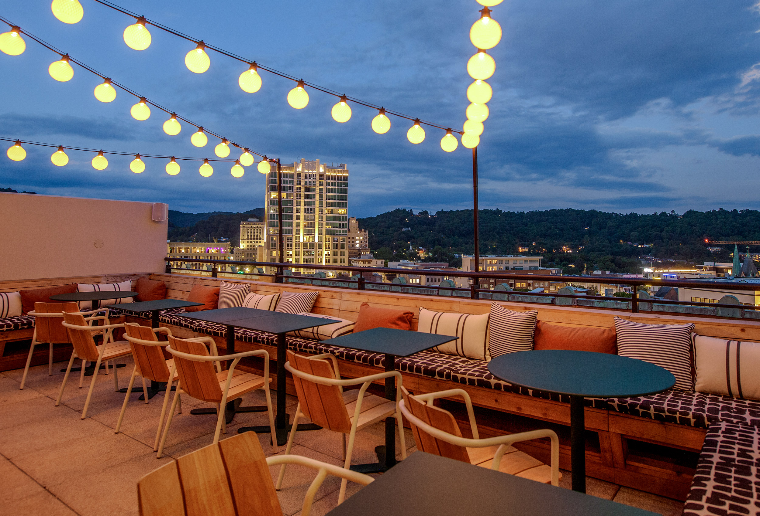 G 26 The Flat Rion Hotel