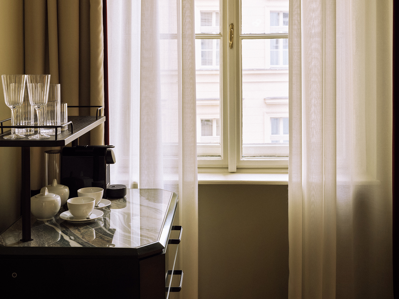 Sir Prague Sir Deluxe V2 R 04