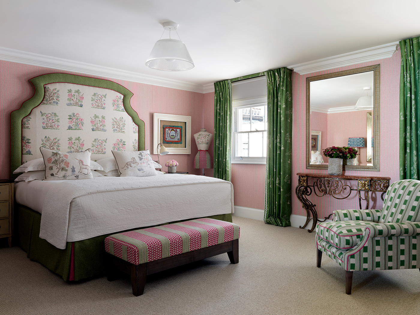 Haymarket One Bedroom Suffolk Suite R 12