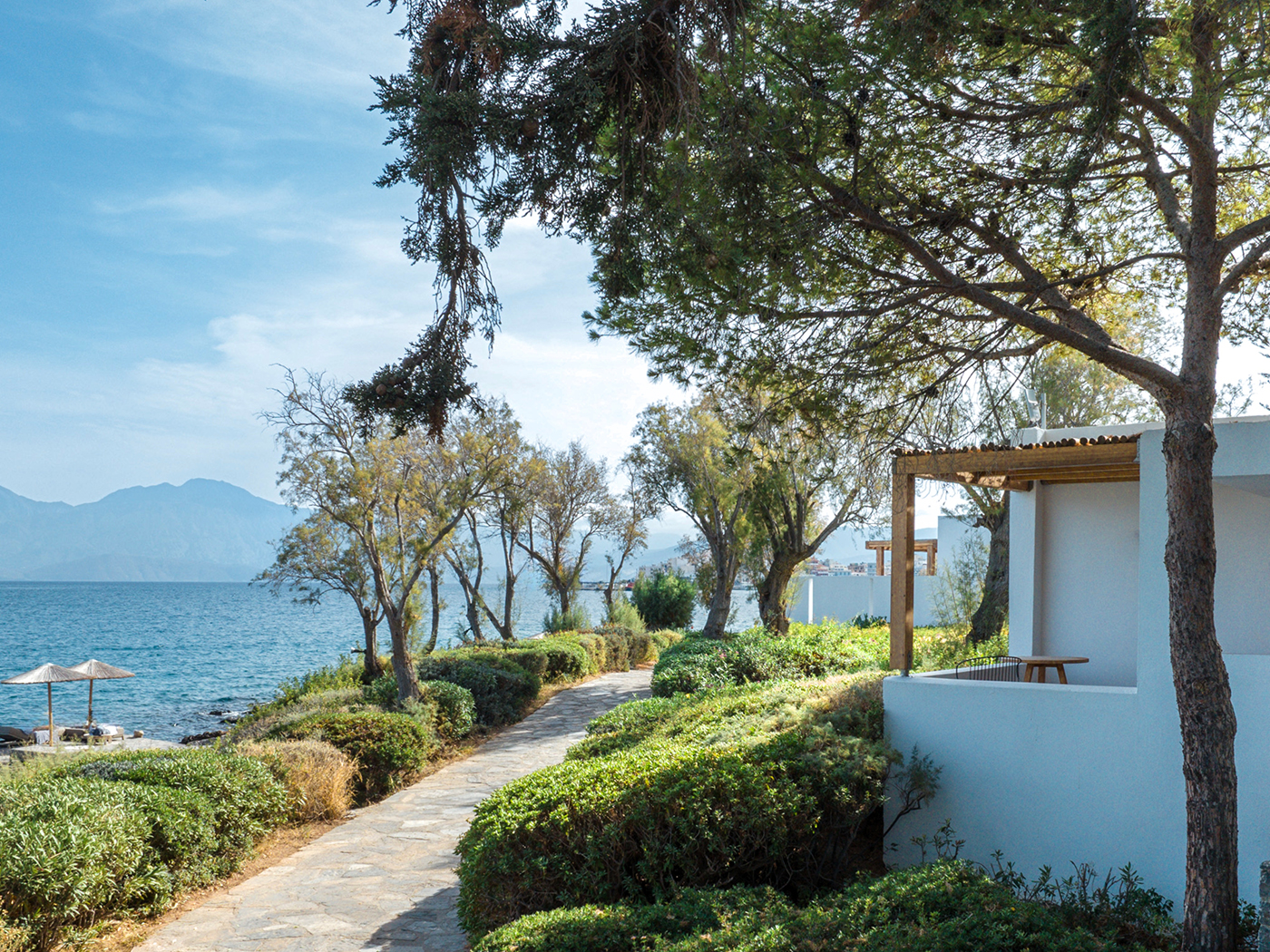 Minos Beach Superior Seafront Bungalow V2 R 05