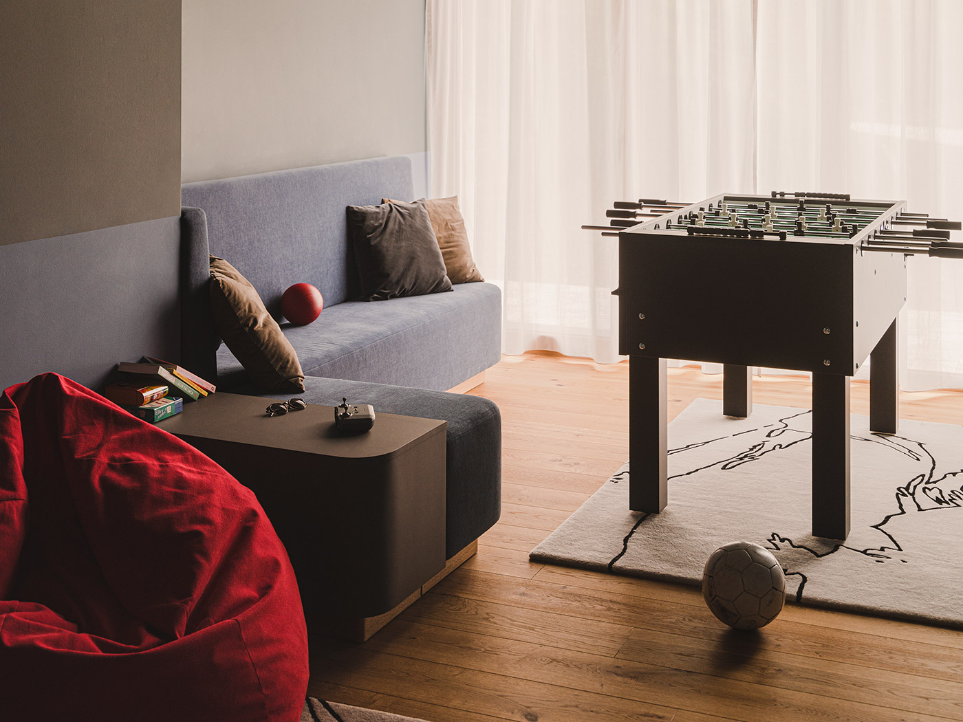 The Comodo Family Room Mountain View V2 R 07