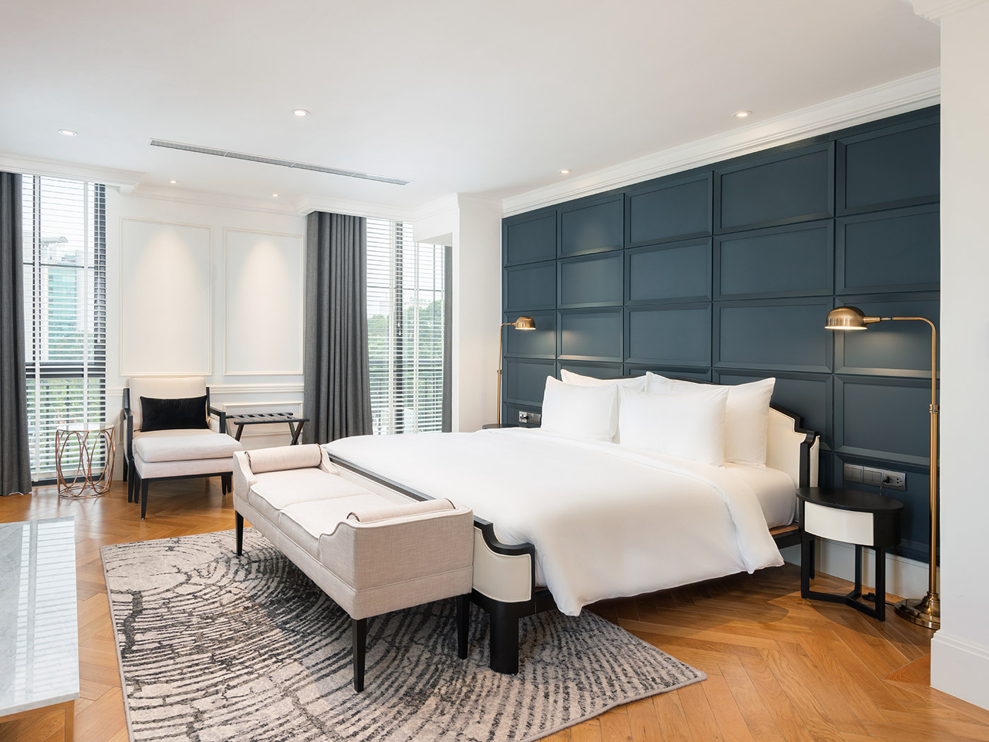 Bach Suites Executive Suite R 07