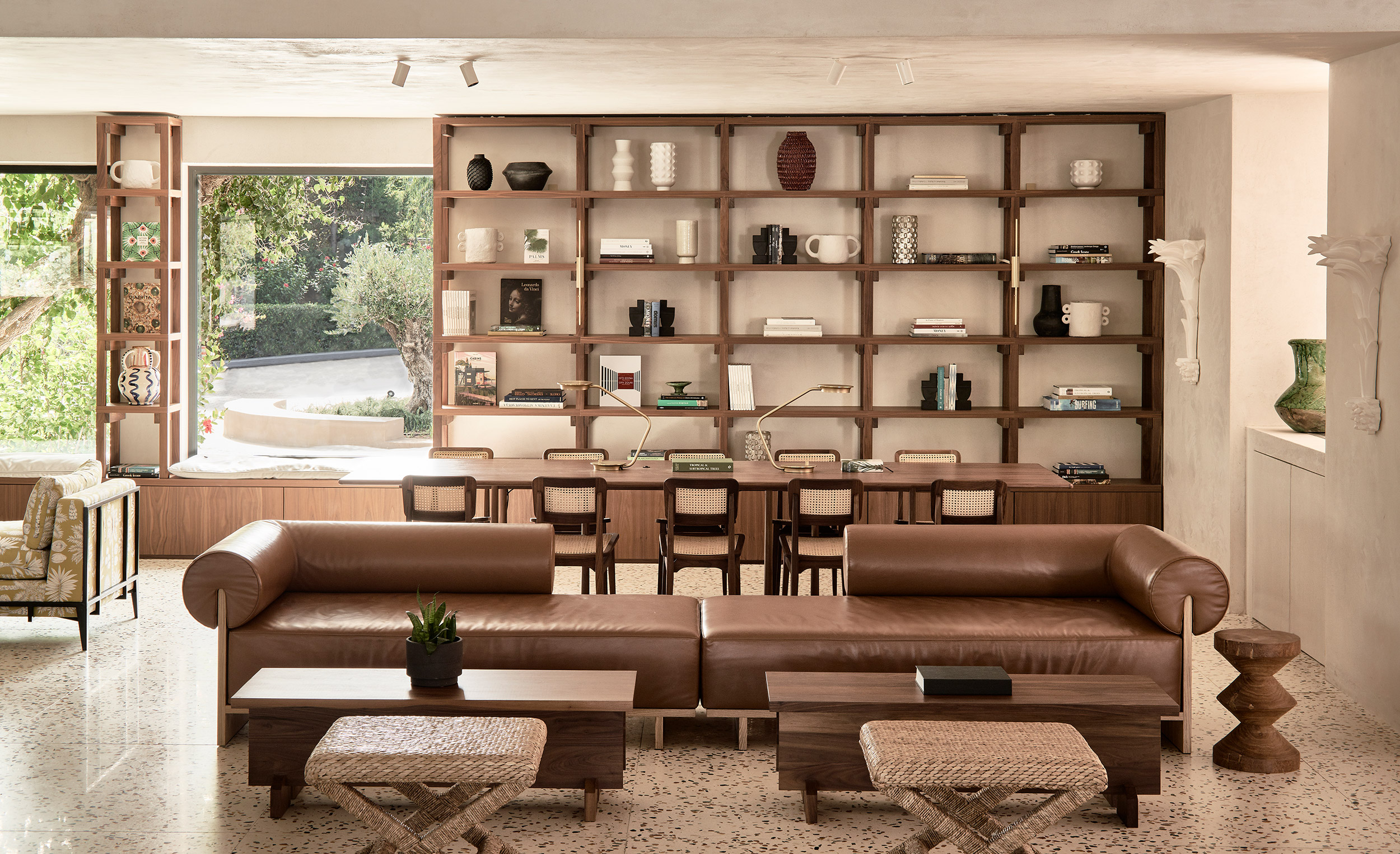 G 04 Phaea Cretan Malia