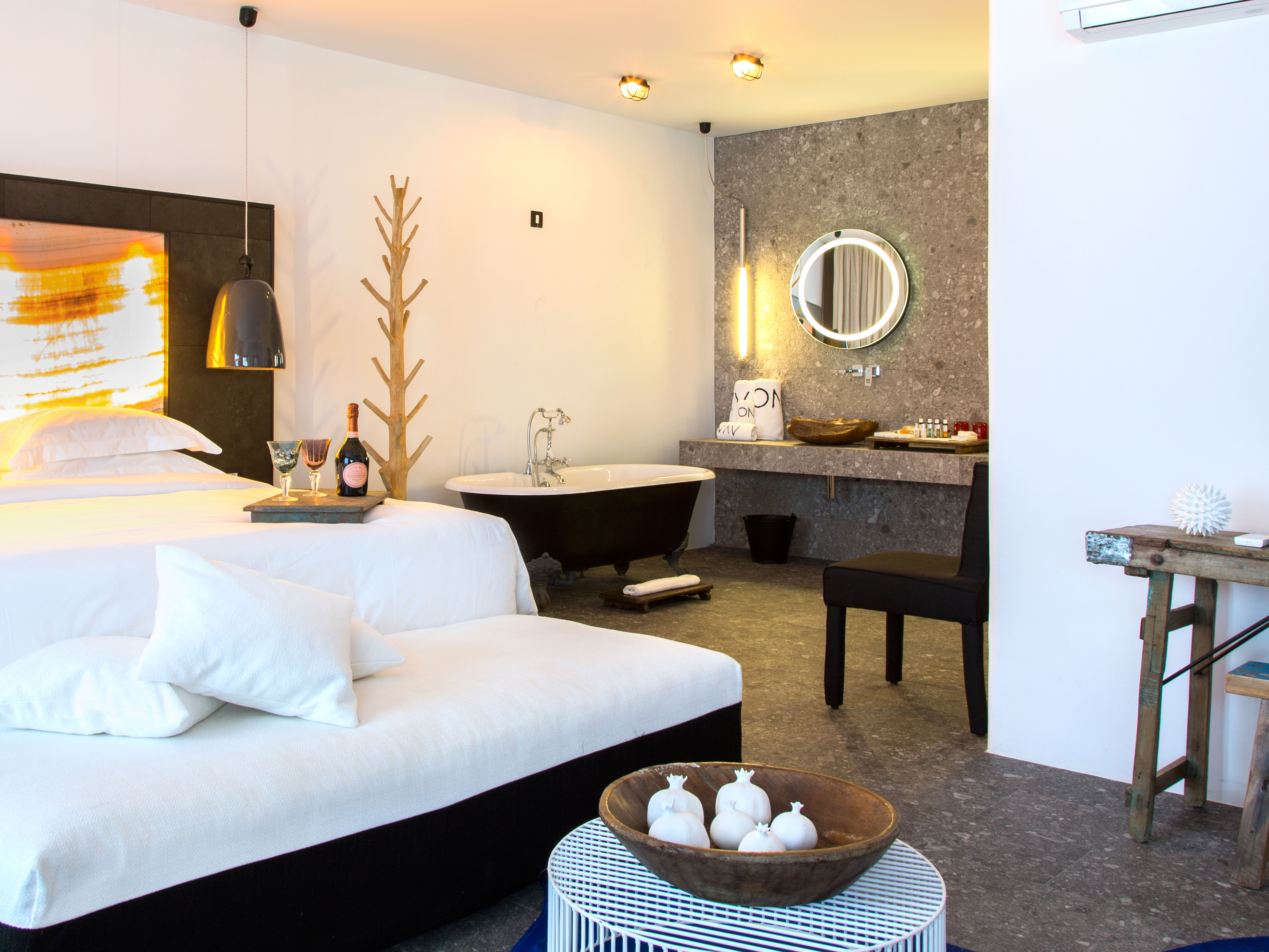 Myconian Avaton Open Bathroom in Mykonos