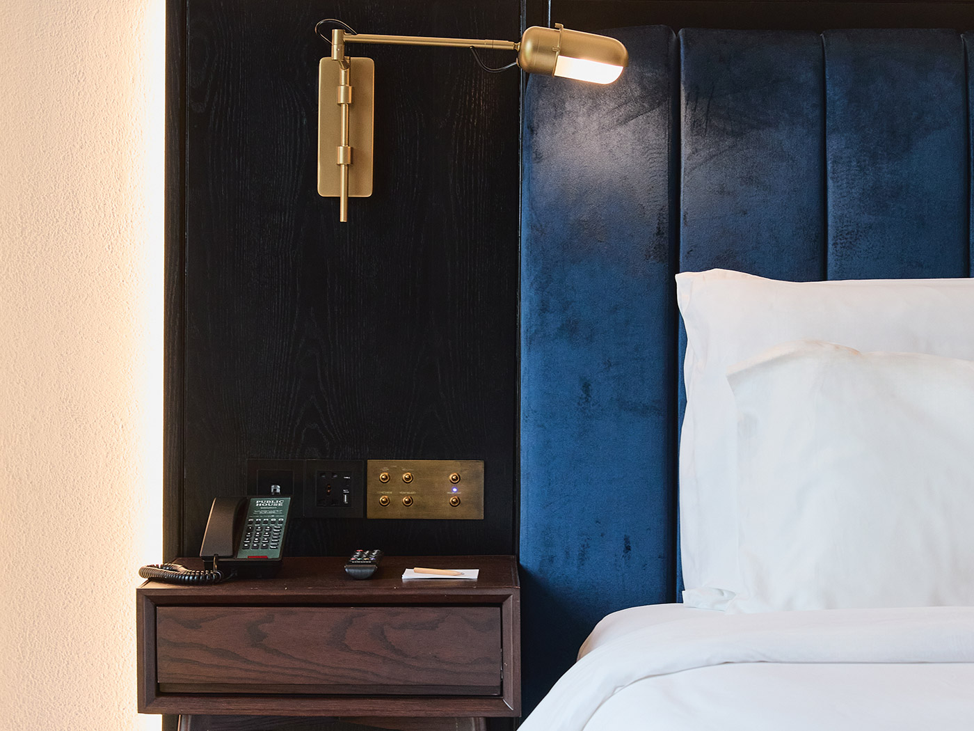 Public House Bangkok Day Dream Twin R V2 07