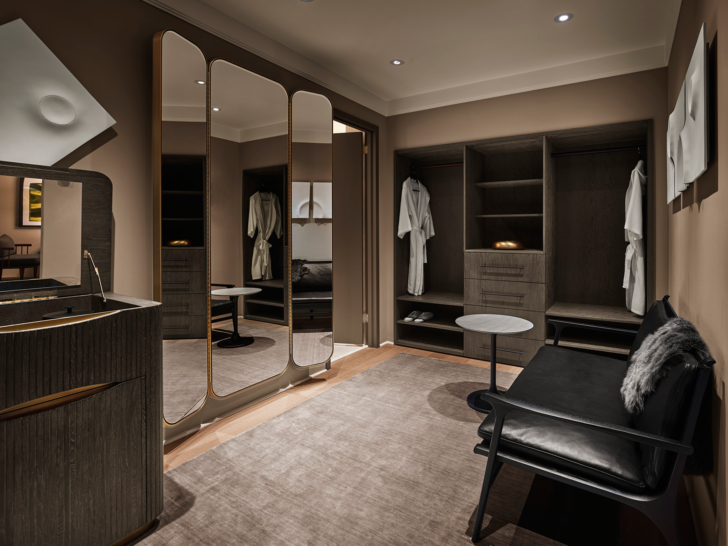 11 Howard Terrace Suite R 3