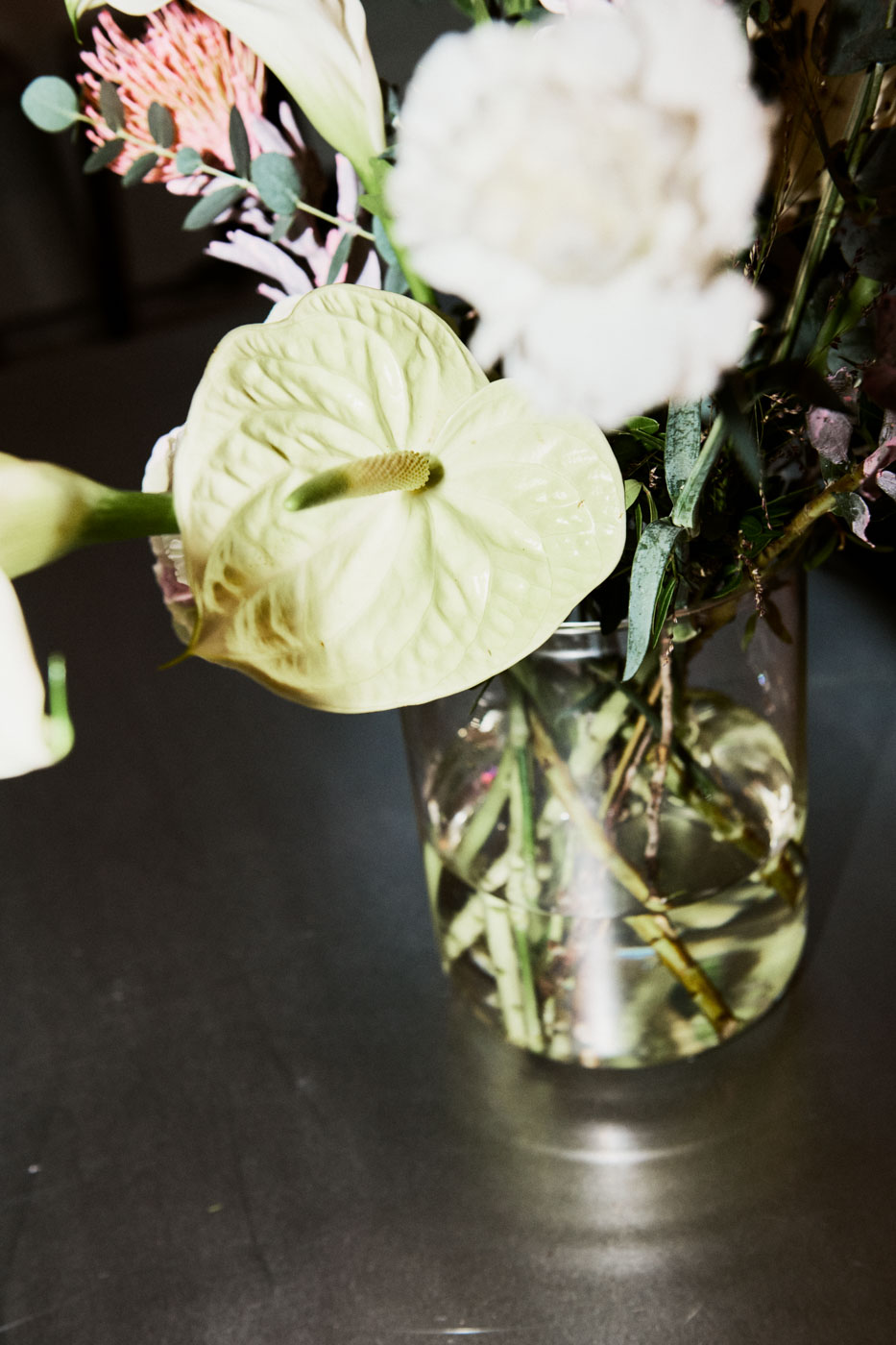 DH24 SALES AEW Geneva Travelpro 16