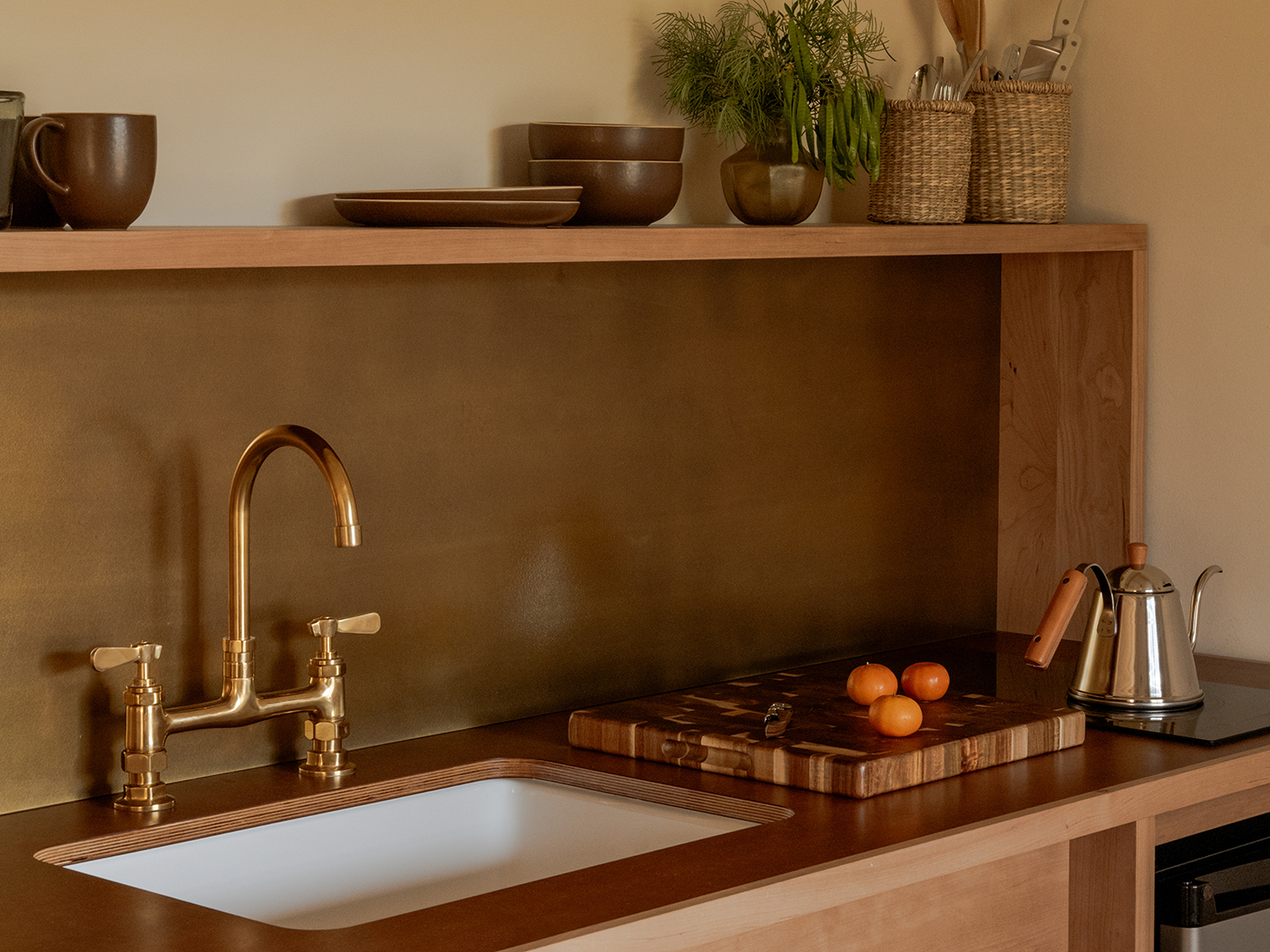 Sunset Deluxe King Be 06