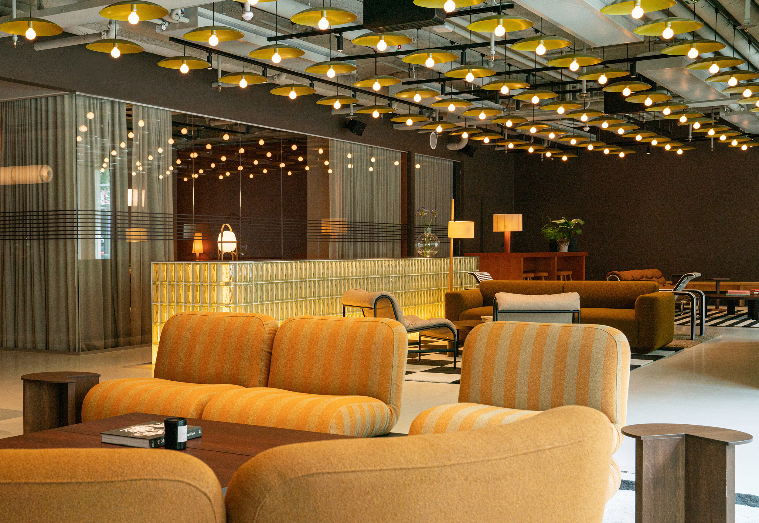 G 16 Miss Clara By Nobis