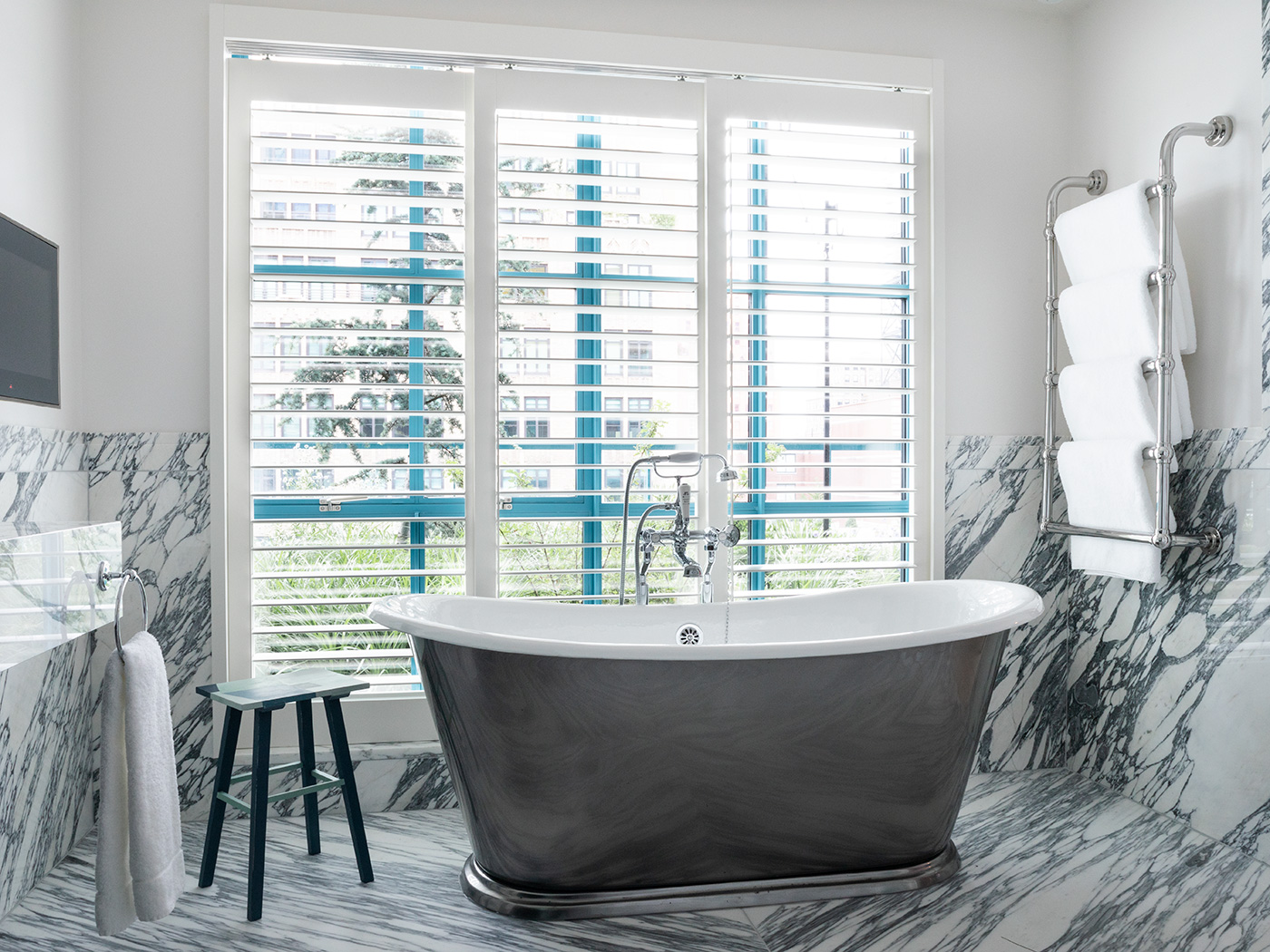 Warren Street Junior Terrace Suite R 08