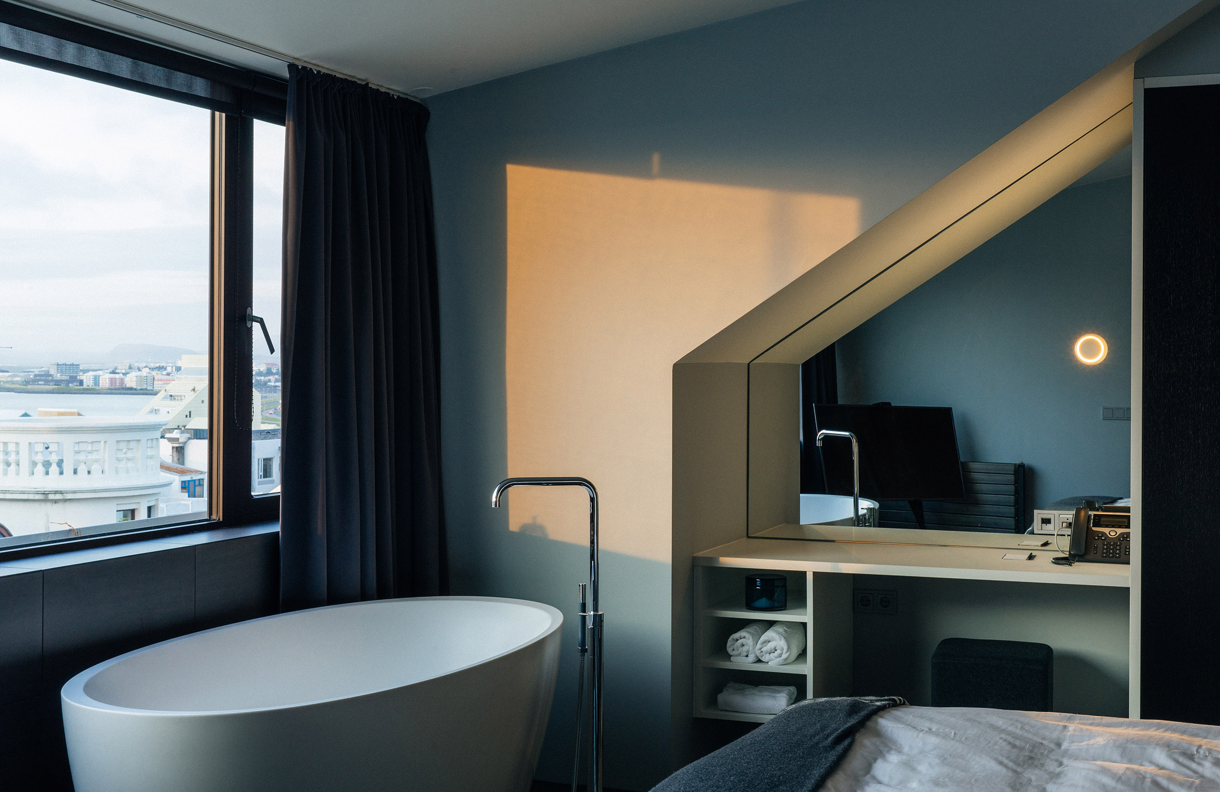 G 11 Ion City Hotel