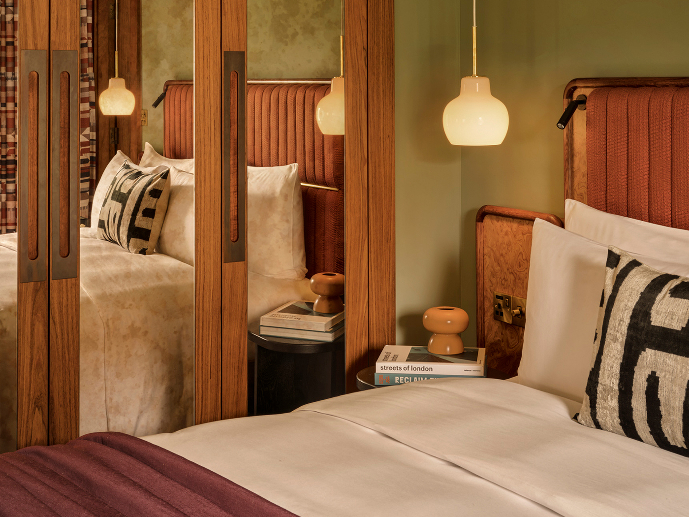 Sir Devonshire Square Sir Devonshire Suite R 02