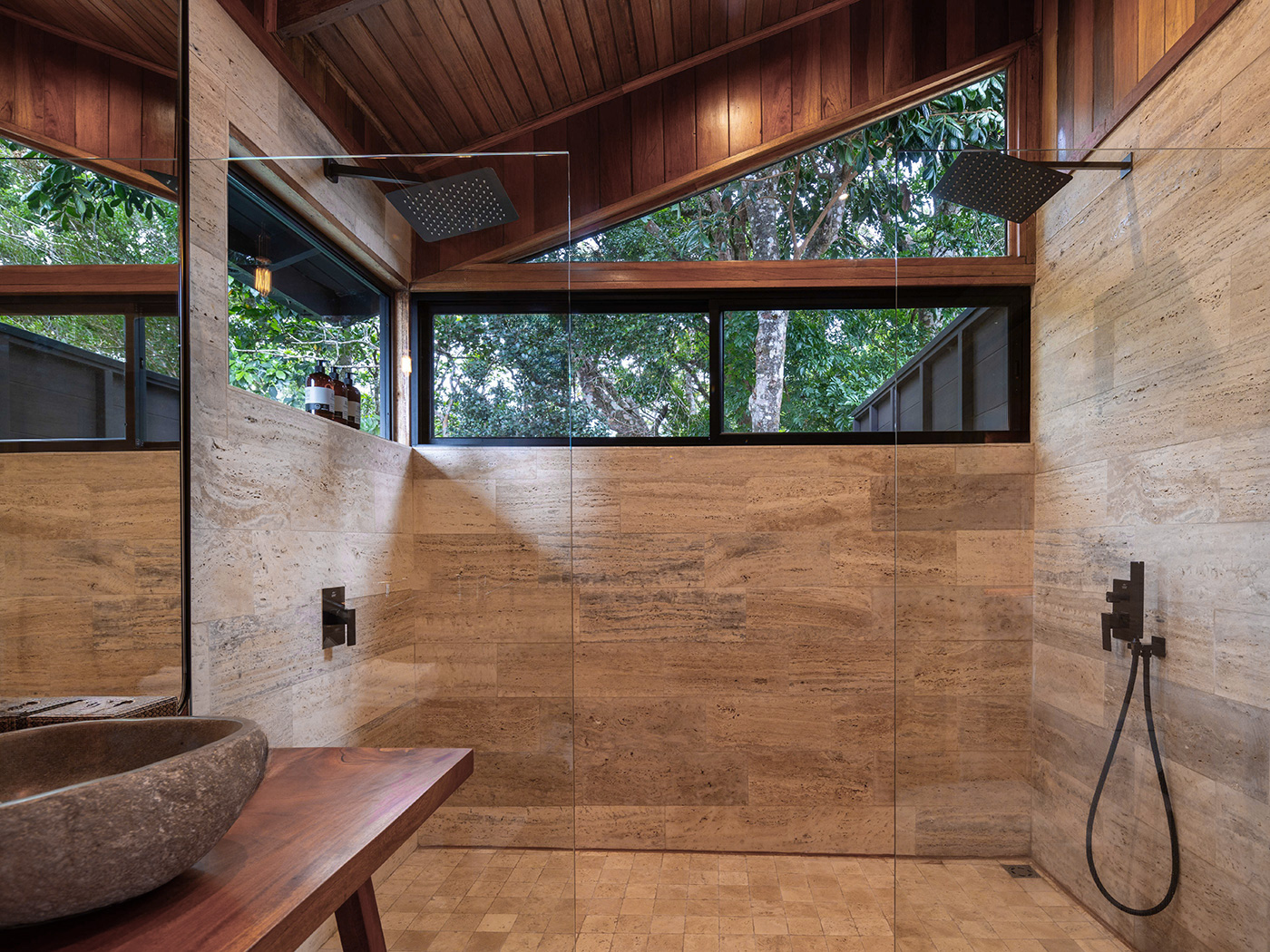 Hotel Belmar Canopy Room R 06