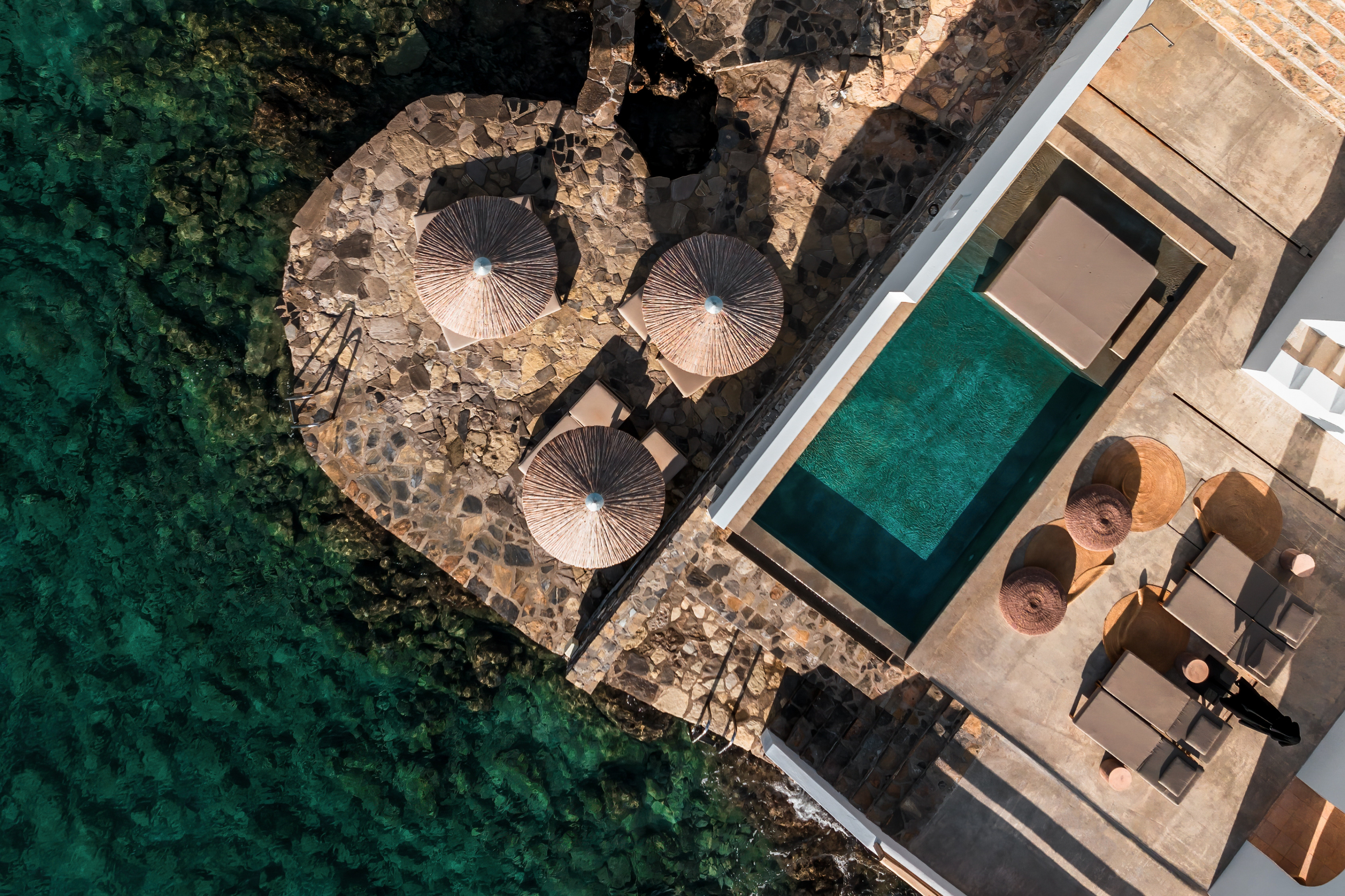 G 04 Minos Beach Art Hotel