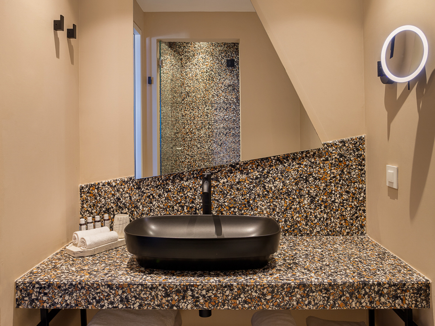 Nous Santorini Standard V3 R 03