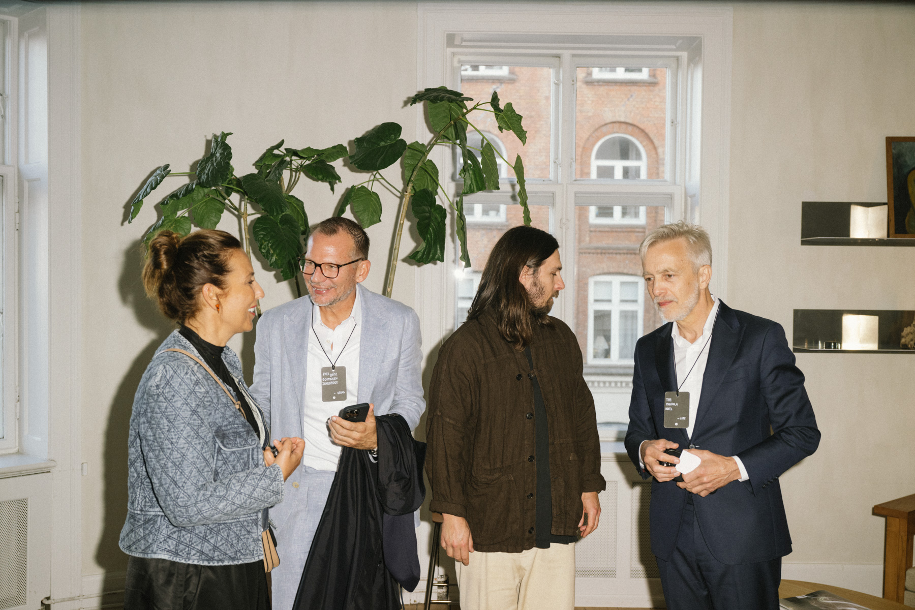 DH24 SALES CE Copenhagen Travelpro 18