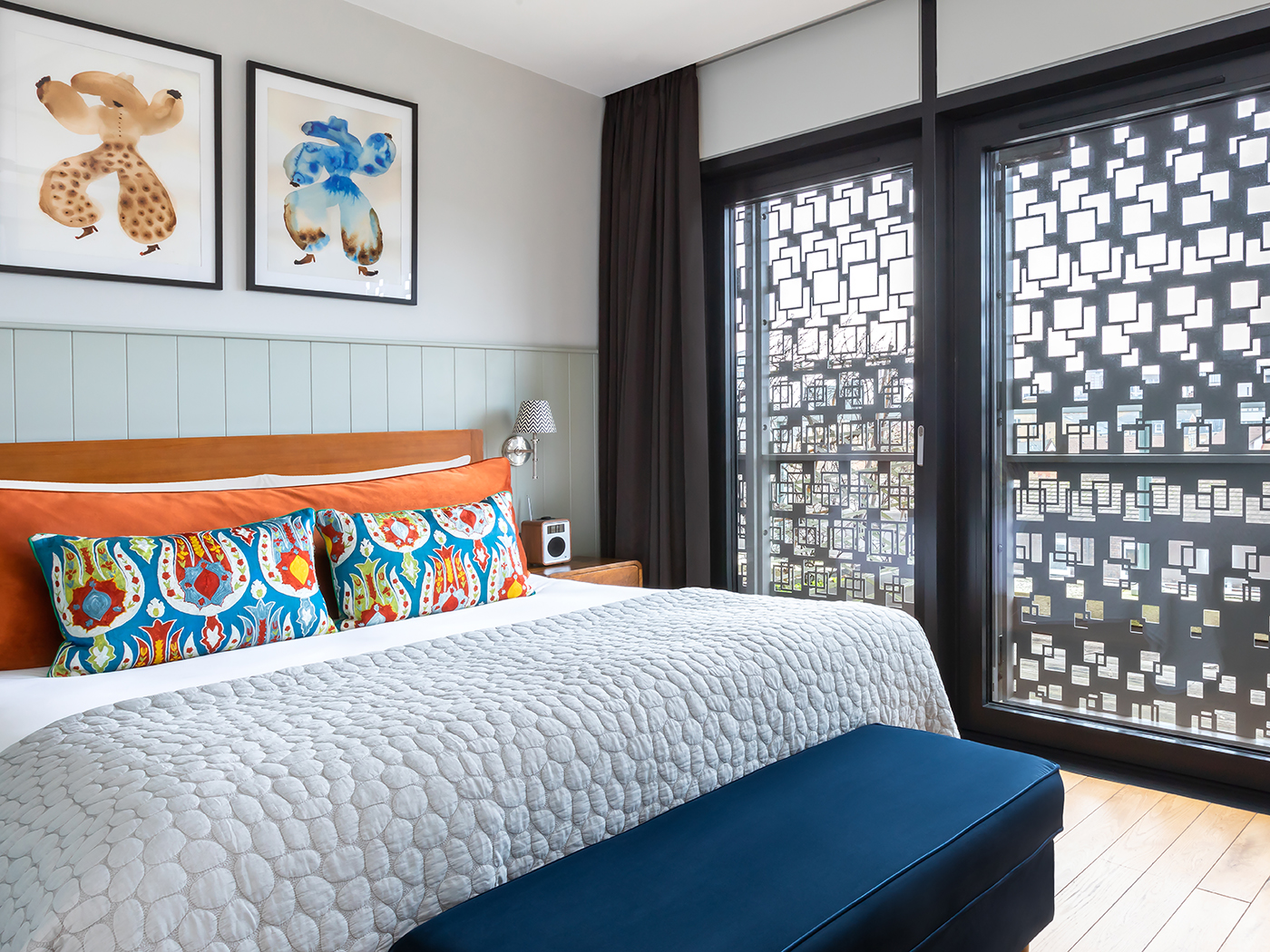 Town Hall Hotel Deluxe One Bedroom Suite R 01 (1)