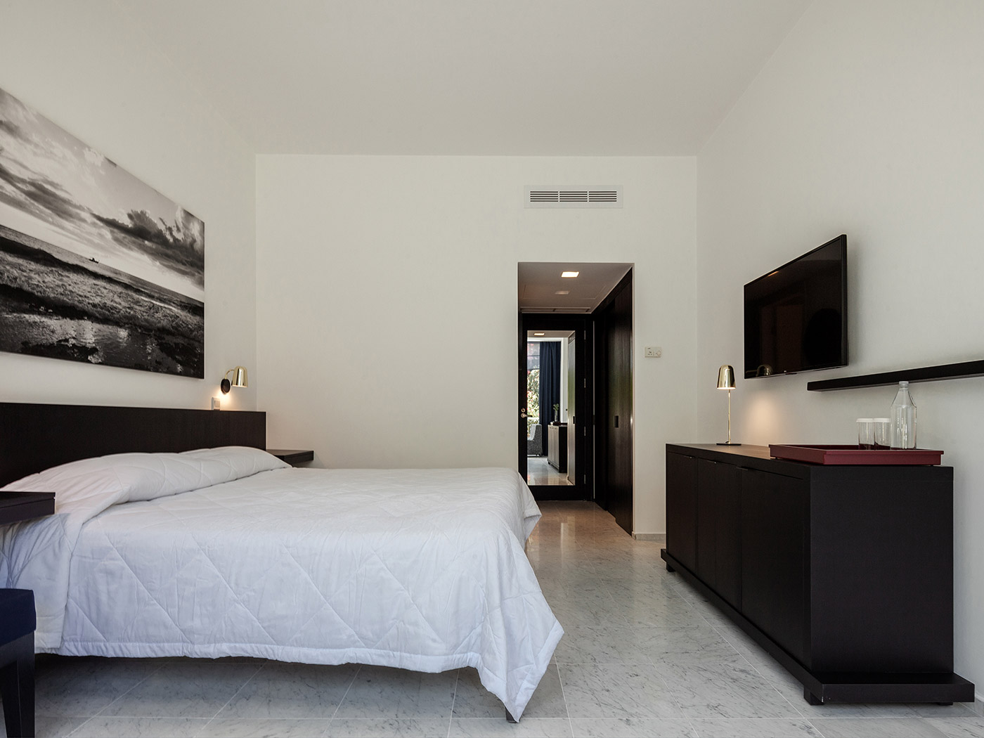 Almyra Family 2 Terrace Inland View R 02