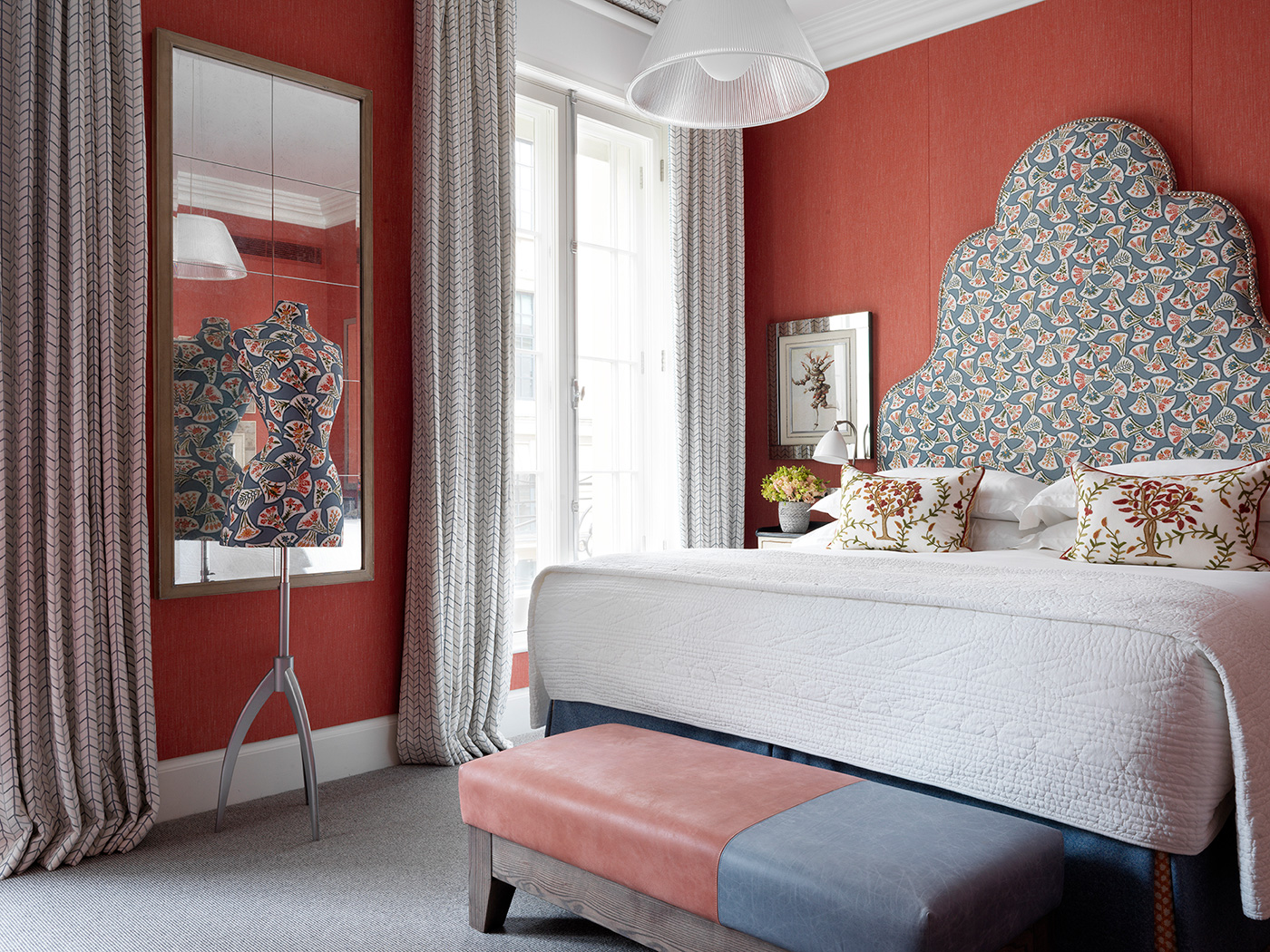 Haymarket Luxury Room R 01