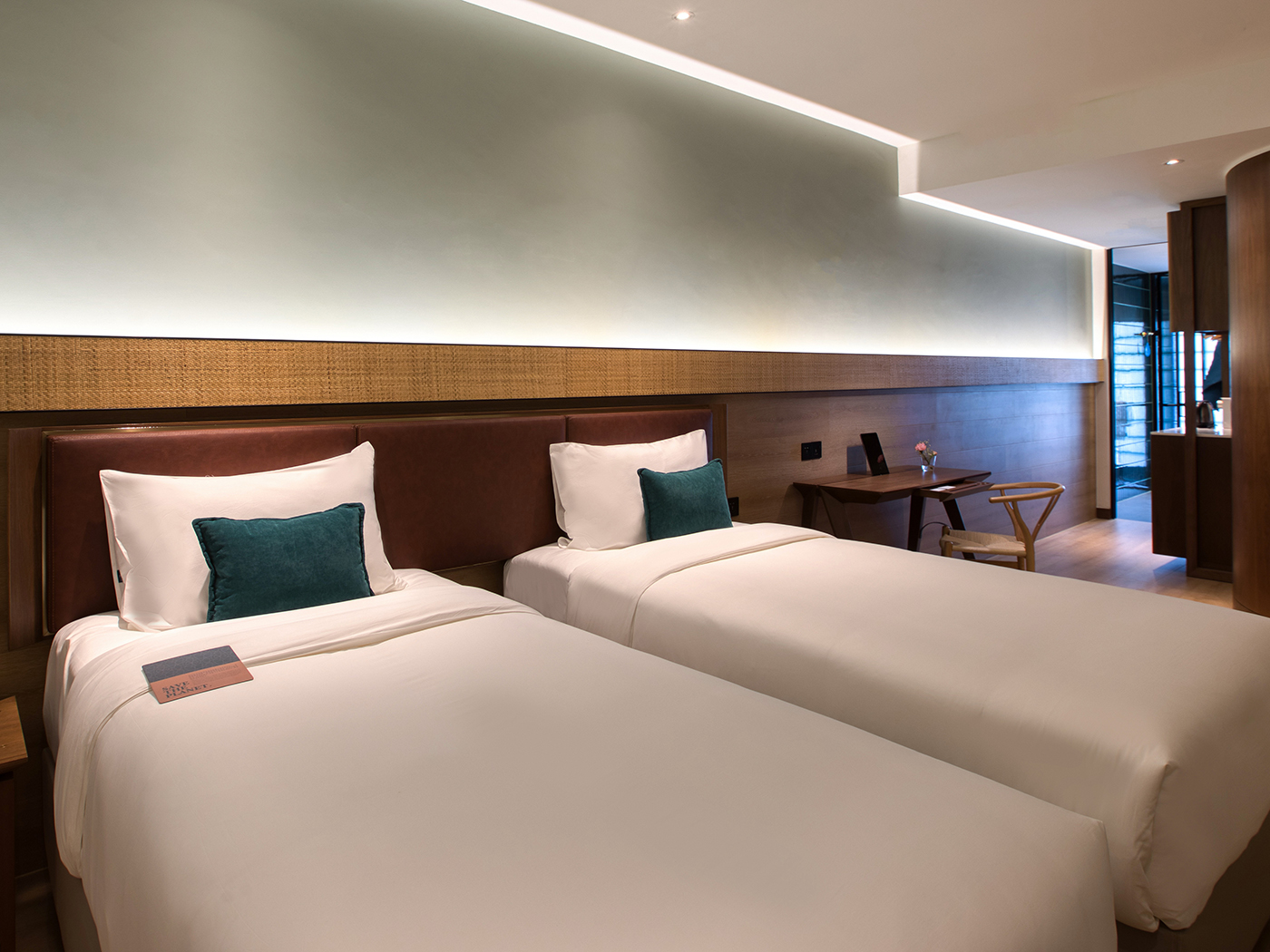 The Luma Grass Standard Hollywood R 01 (1)