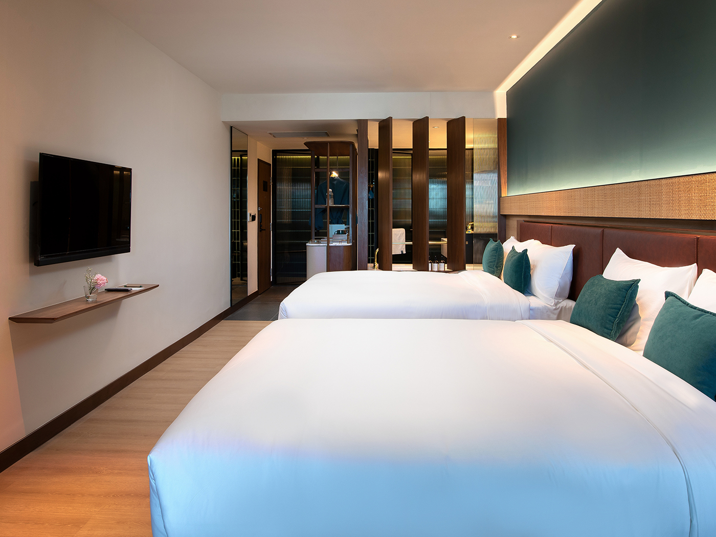 The Luma Eden Orginal R 02