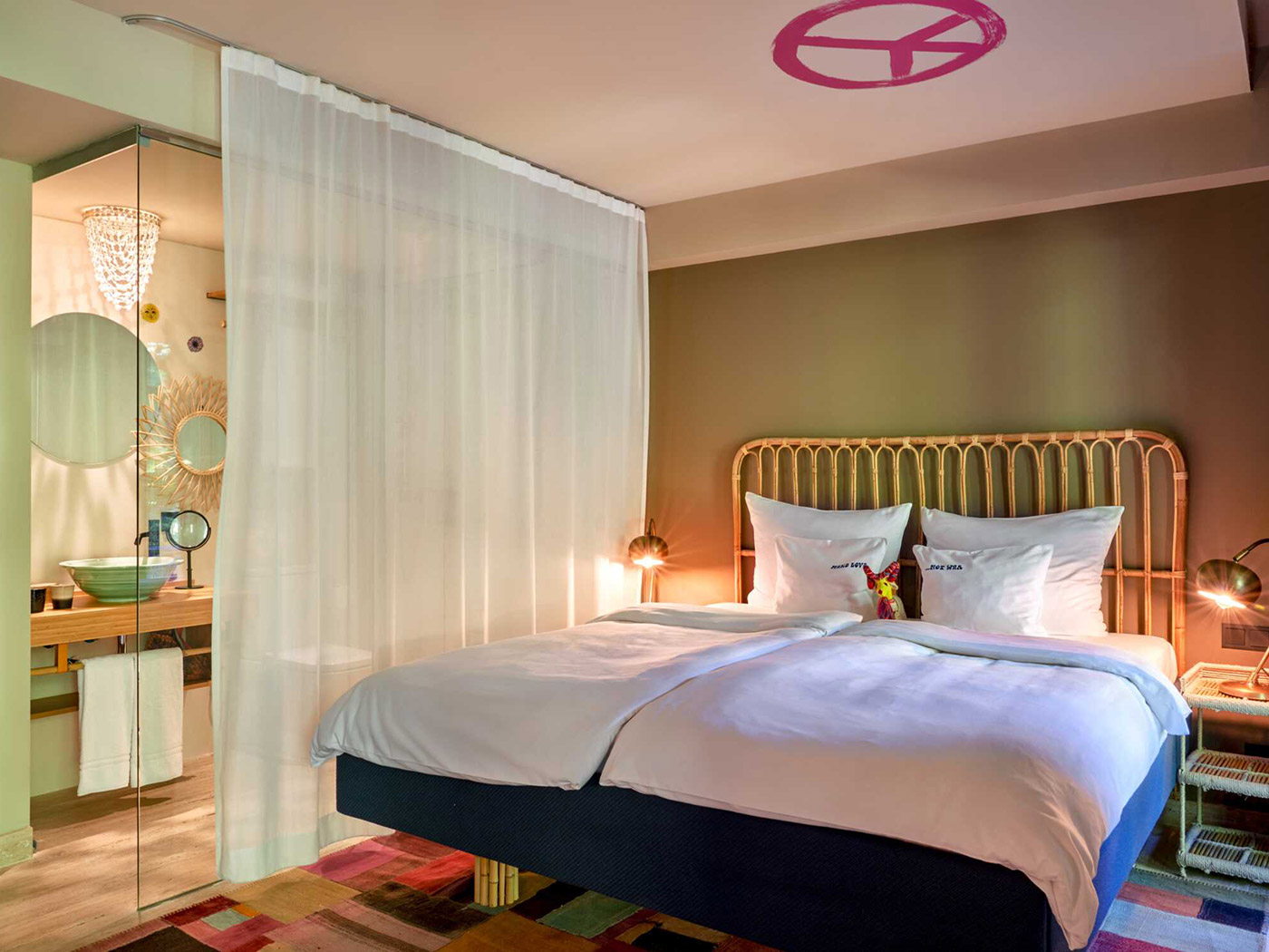 Bikini Island Garden Room R V2 01